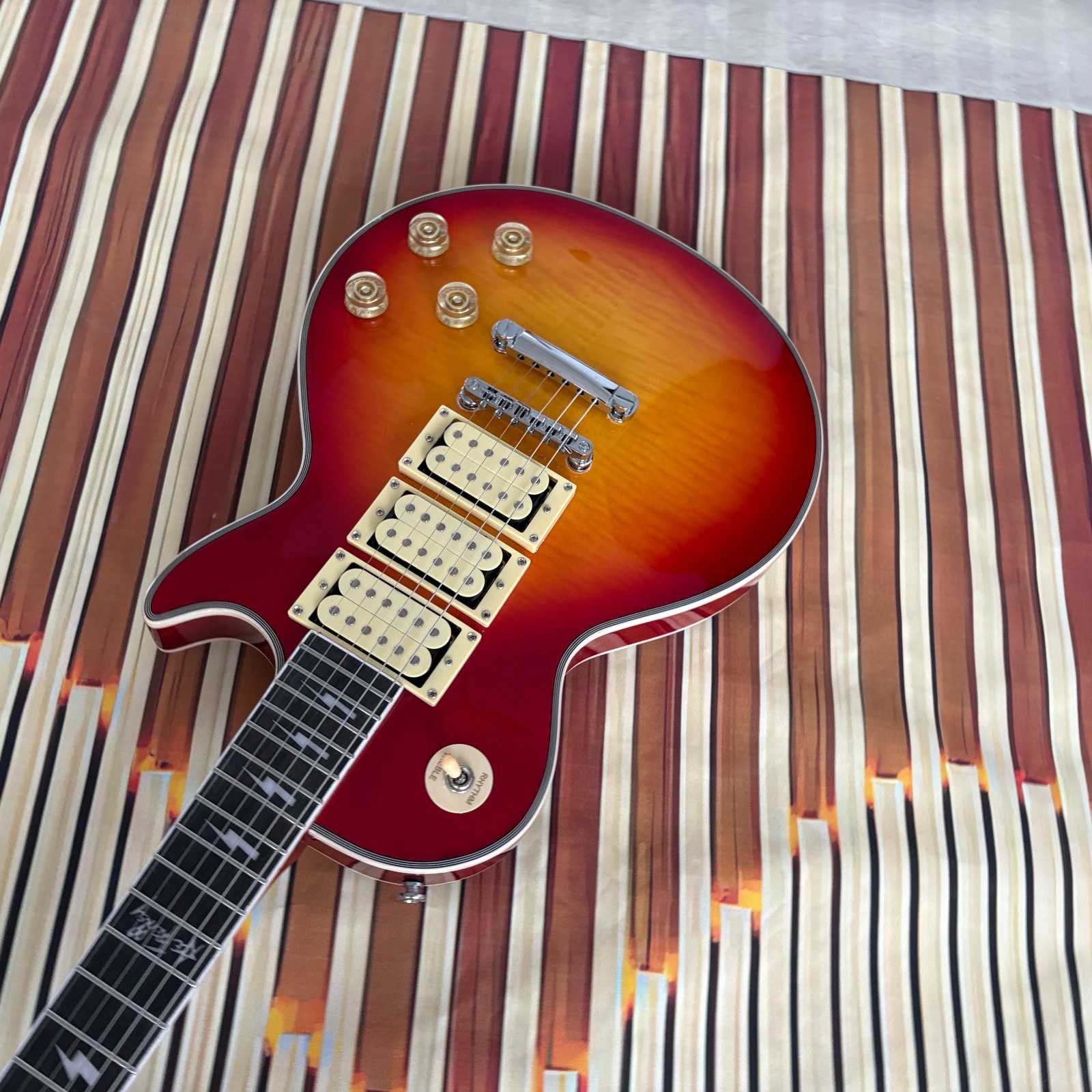 1997 Ace Frehley Signature Les Paul Custom! Cherry Sunburst solid Mahogany Body