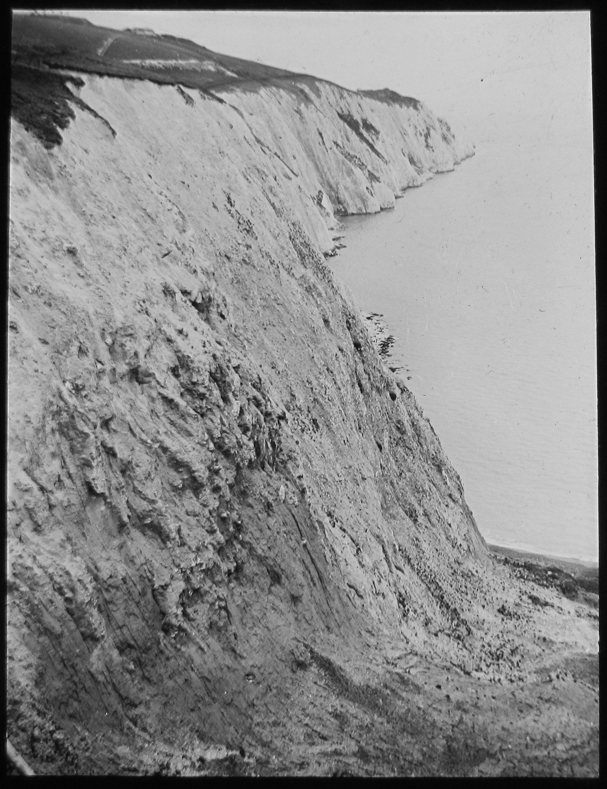 Glass Magic Lantern Slide ALUM BAY C1920S  PHOTO ENGLAND ISLE OF WIGHT IOW