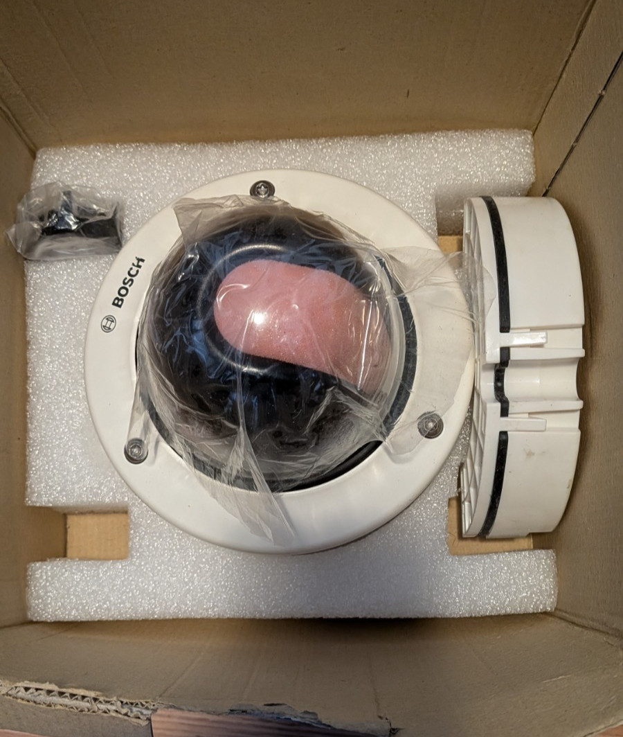 Bosch NDC-455V03-21P FlexiDome Color POE IP Camera 2.8-10mm Zoom Vandal Proof