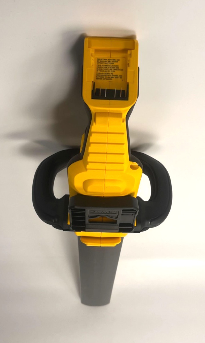 [Open-Box] (DCHT821B) DeWALT 20V MAX 22 in. Cordless Hedge Trimmer - Tool Only