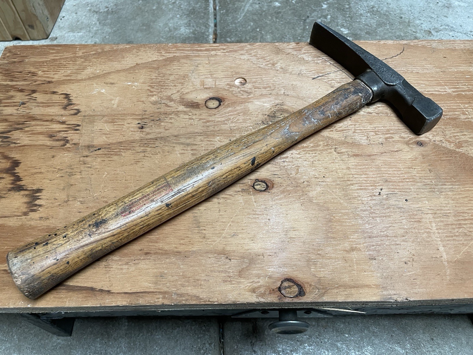 Vintage Vaughan Super Steel Stone Mason Brick Layer Masonry Hammer 16 oz