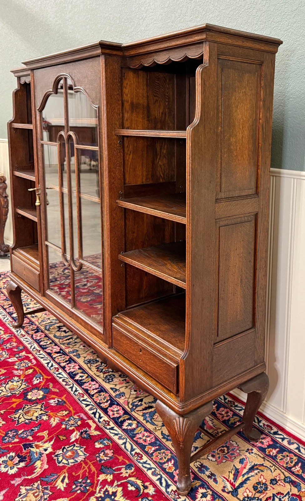 Antique English Bookcase Bookshelf Cabinet Glass Oak Queen Anne Legs 1920s-30s