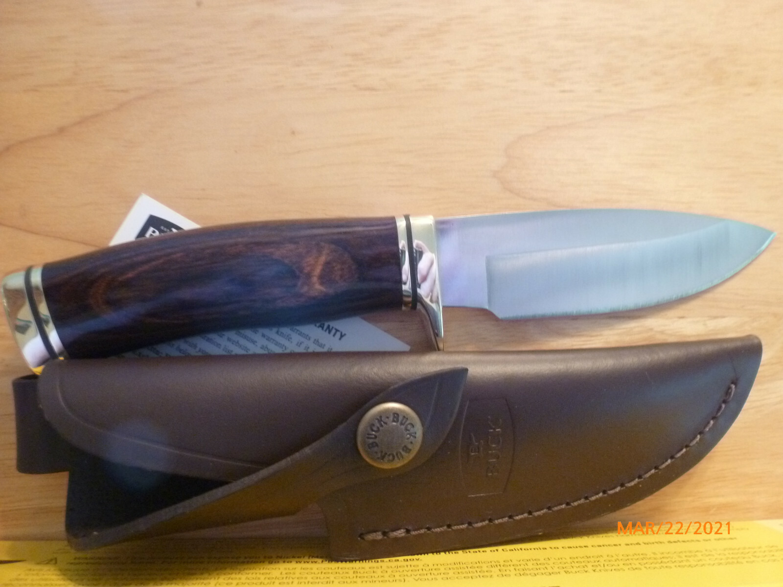 Buck 192 Vanguard Fixed Blade Hunting Knife 420HC Walnut Belt Sheath USA 192BRS