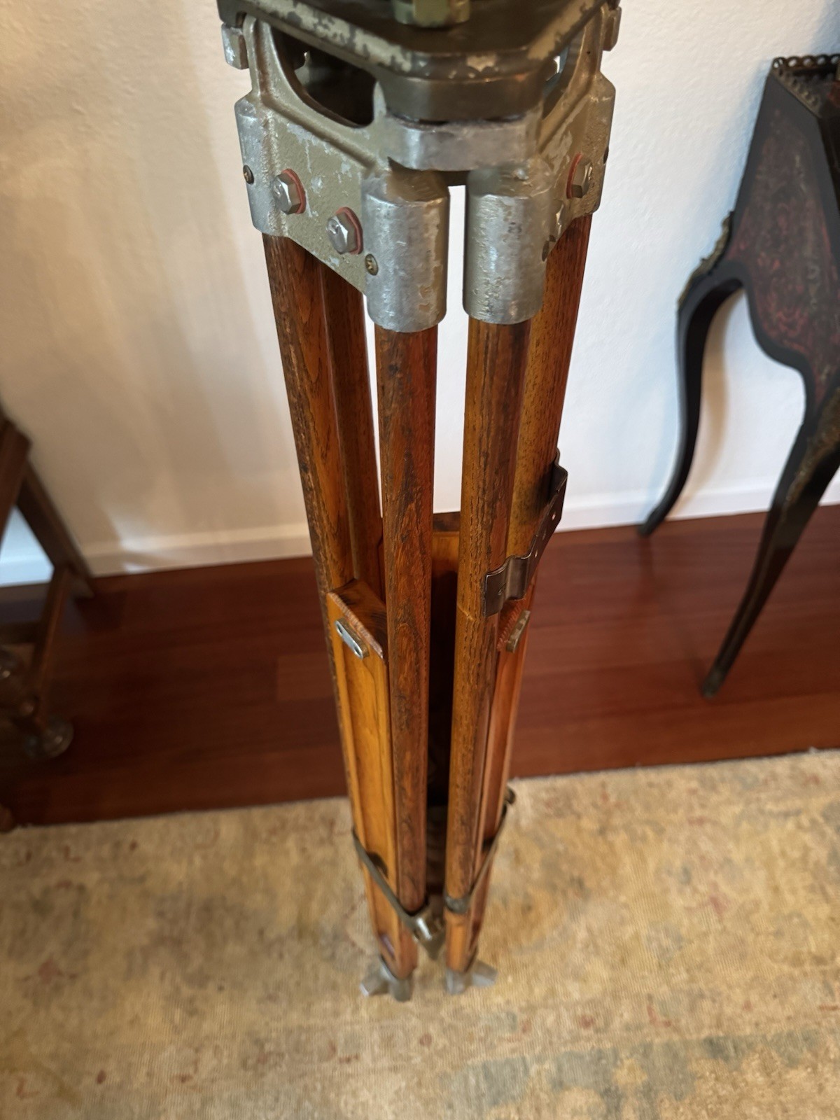 Vintage Heerbrugg WILD T1A Theodolite Survey Level Transit Tool Case & Oak Stand