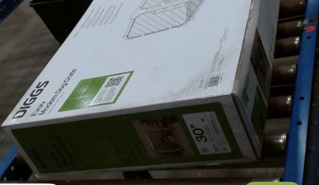 Diggs Evolv Intermediate Medium Dog Crate Brand New In Box