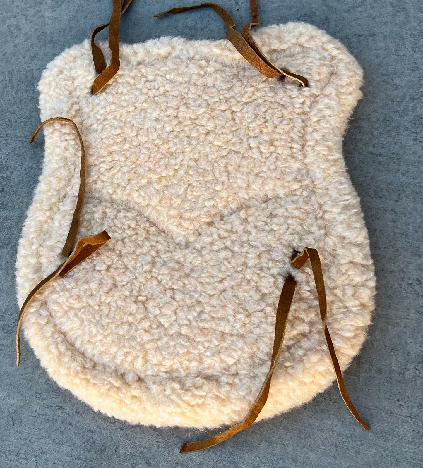 Charro Saddle Brown Seat Cushion, Asiento De Cuero Para Montura, Wool Cushion