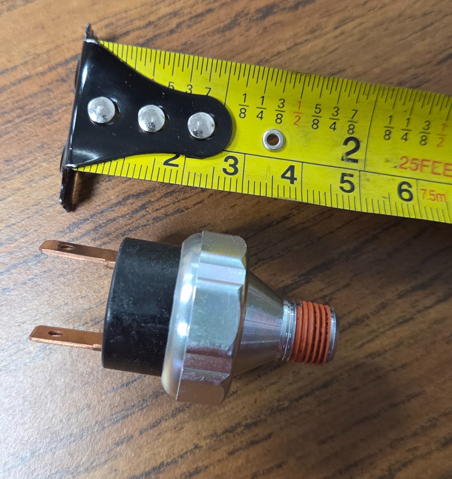 Low Lube Air Oil Pressure Switch as Compared to Haas® PN# 93-1311 / 93-1311A