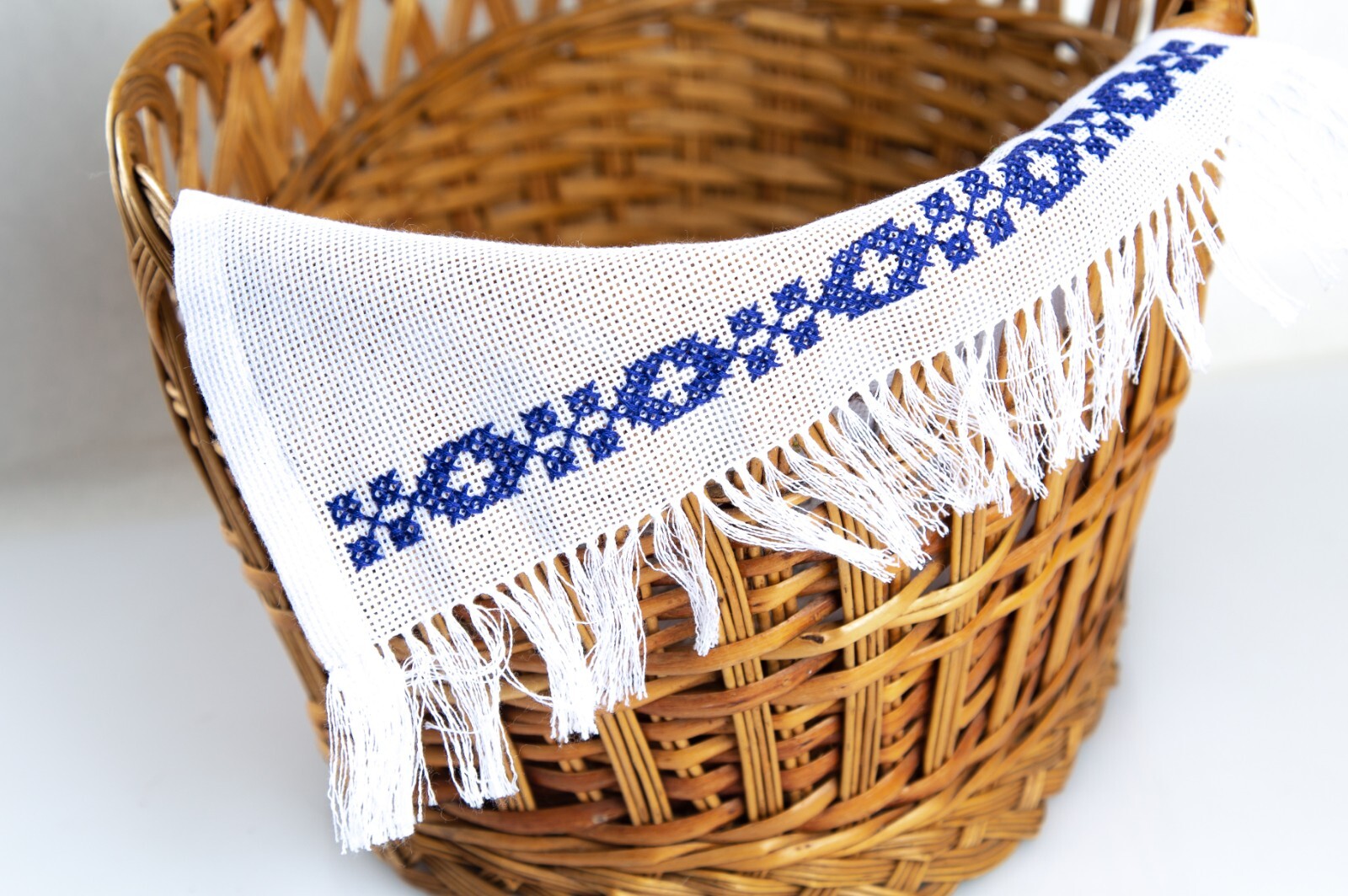 Easter basket napkin Ukrainian RUSHNYK Hand Embroidery pigeon willow 26x35cm