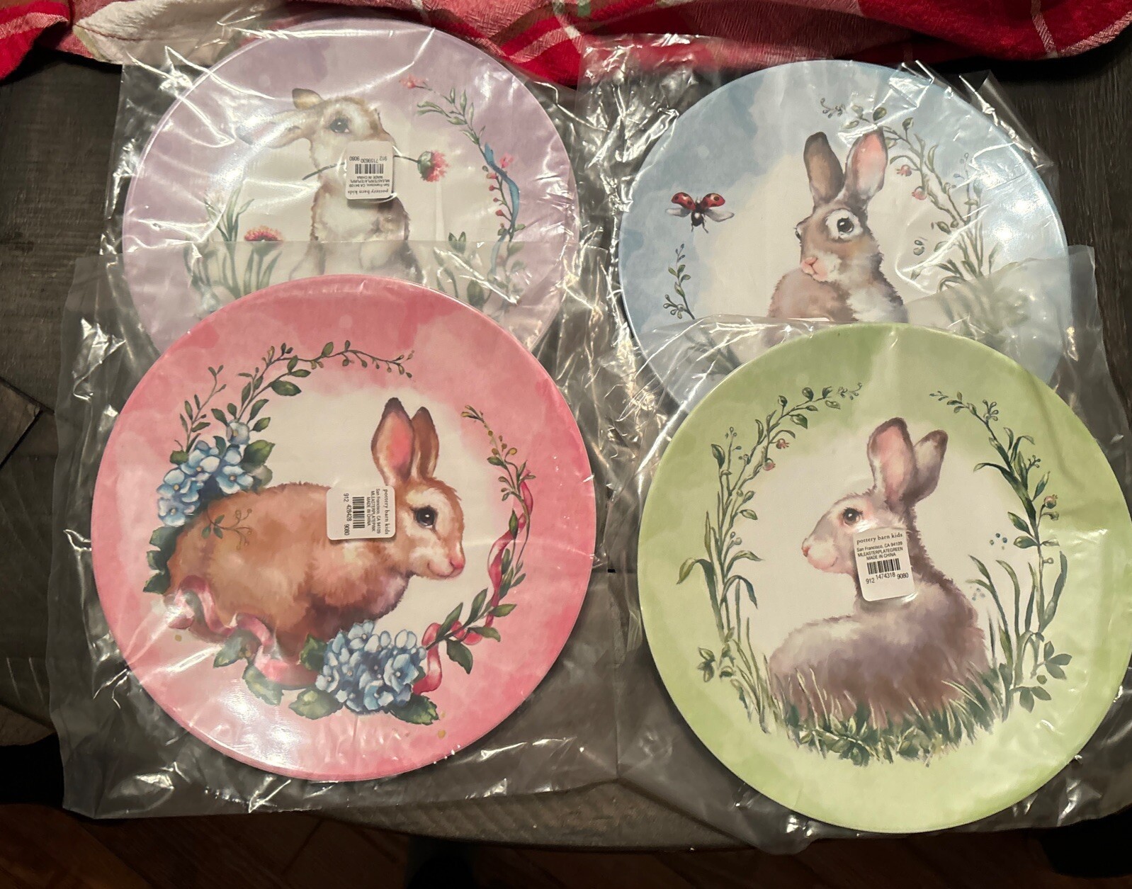 Pottery Barn Disney PLATE Rabbit Easter 🐣 holiday Party gift BUNNY Love SET 4 !