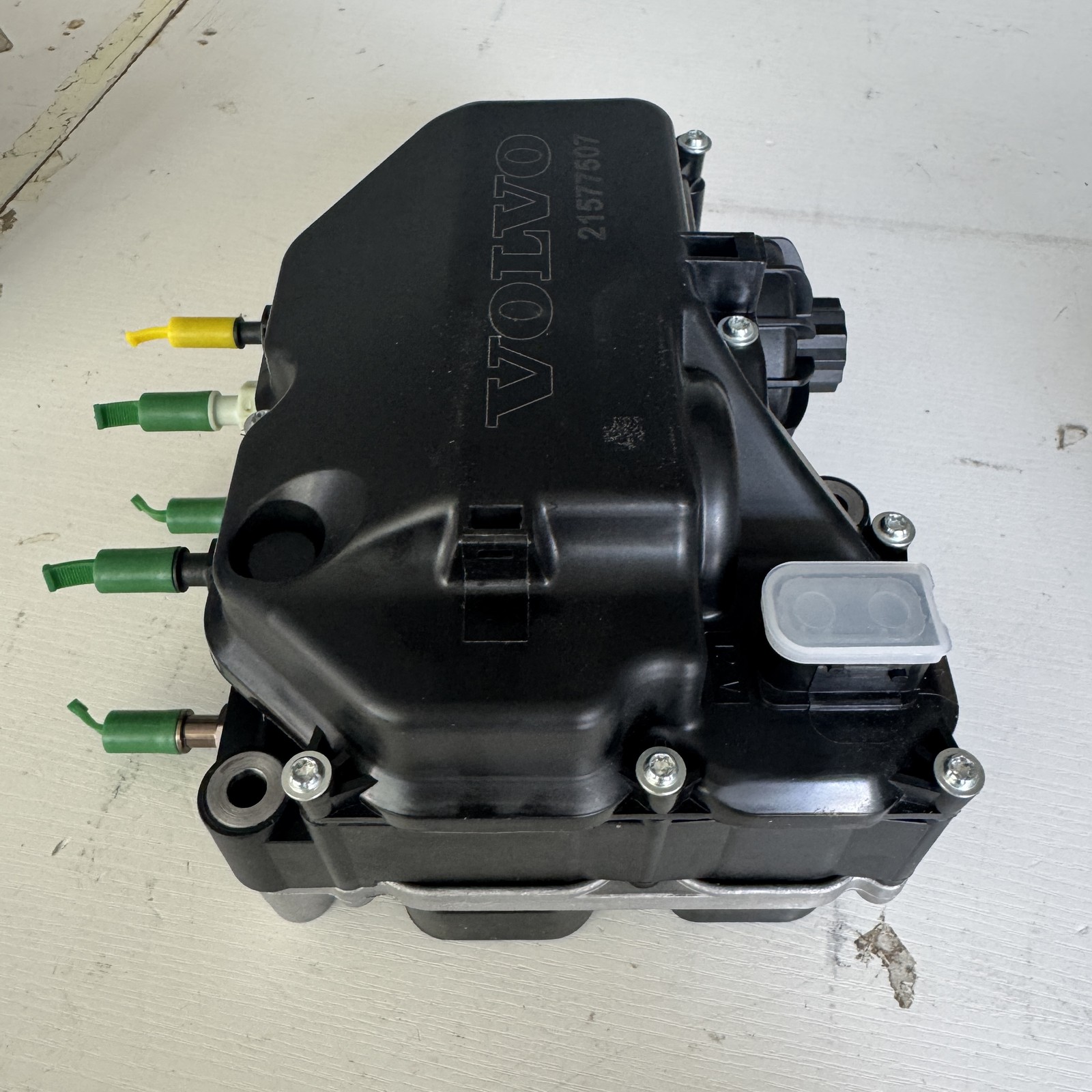 21577507 21577511 21332701 85003864 Bosch For Volvo Mack DEF Urea Pump 12V D13