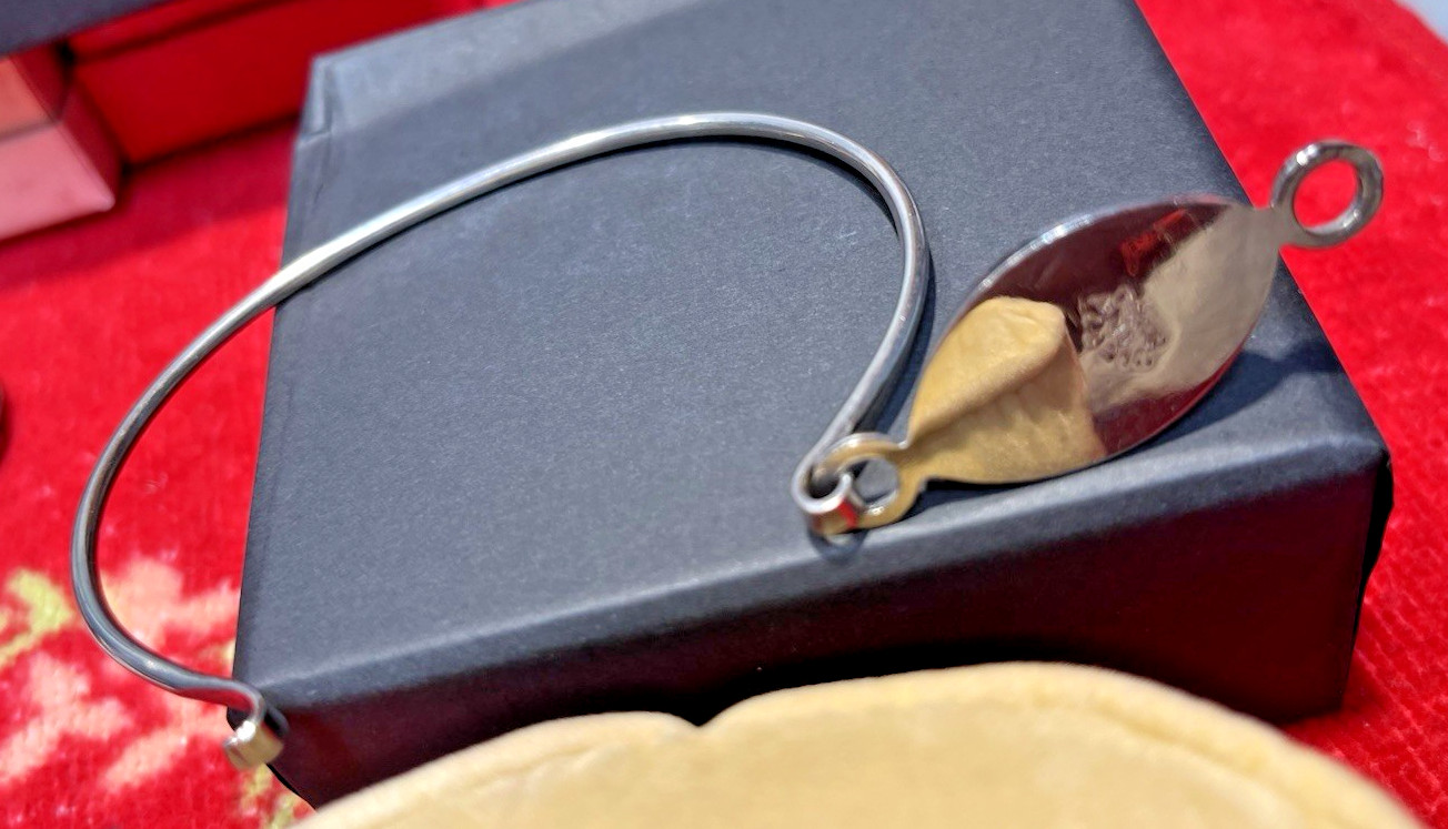 Taxco Mexico Alpaca Silver Howlite Stone Bangle Bracelet