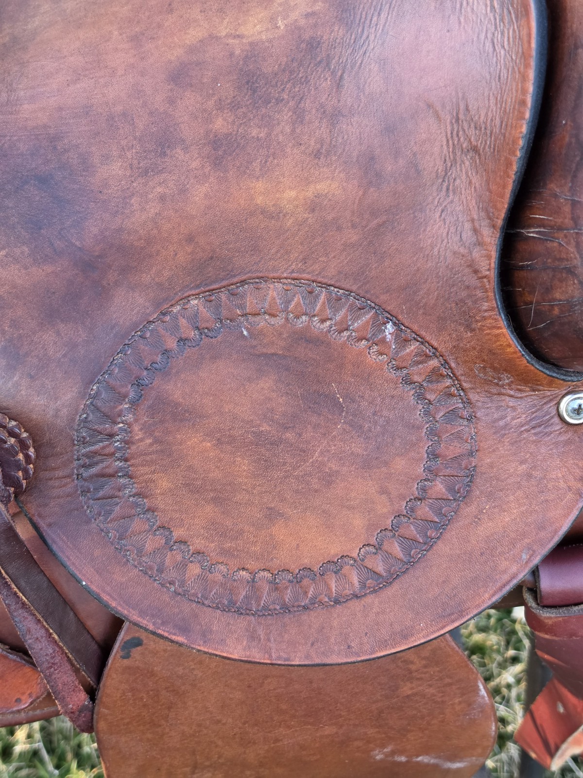 Vintage Roping/Ranch Saddle 14" Seat