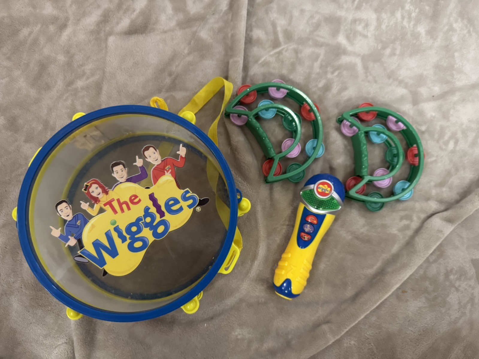 The Wiggles HUGE Vintage Lot Toys, Bedding, Toy Box, DVD’s, VHS, Books, Plushies