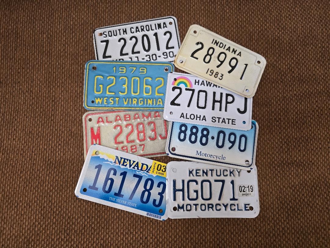 REAL 50 USA STATES MOTORCYCLE LICENSE PLATES GREAT CONDITION & PRICE MC TAGS