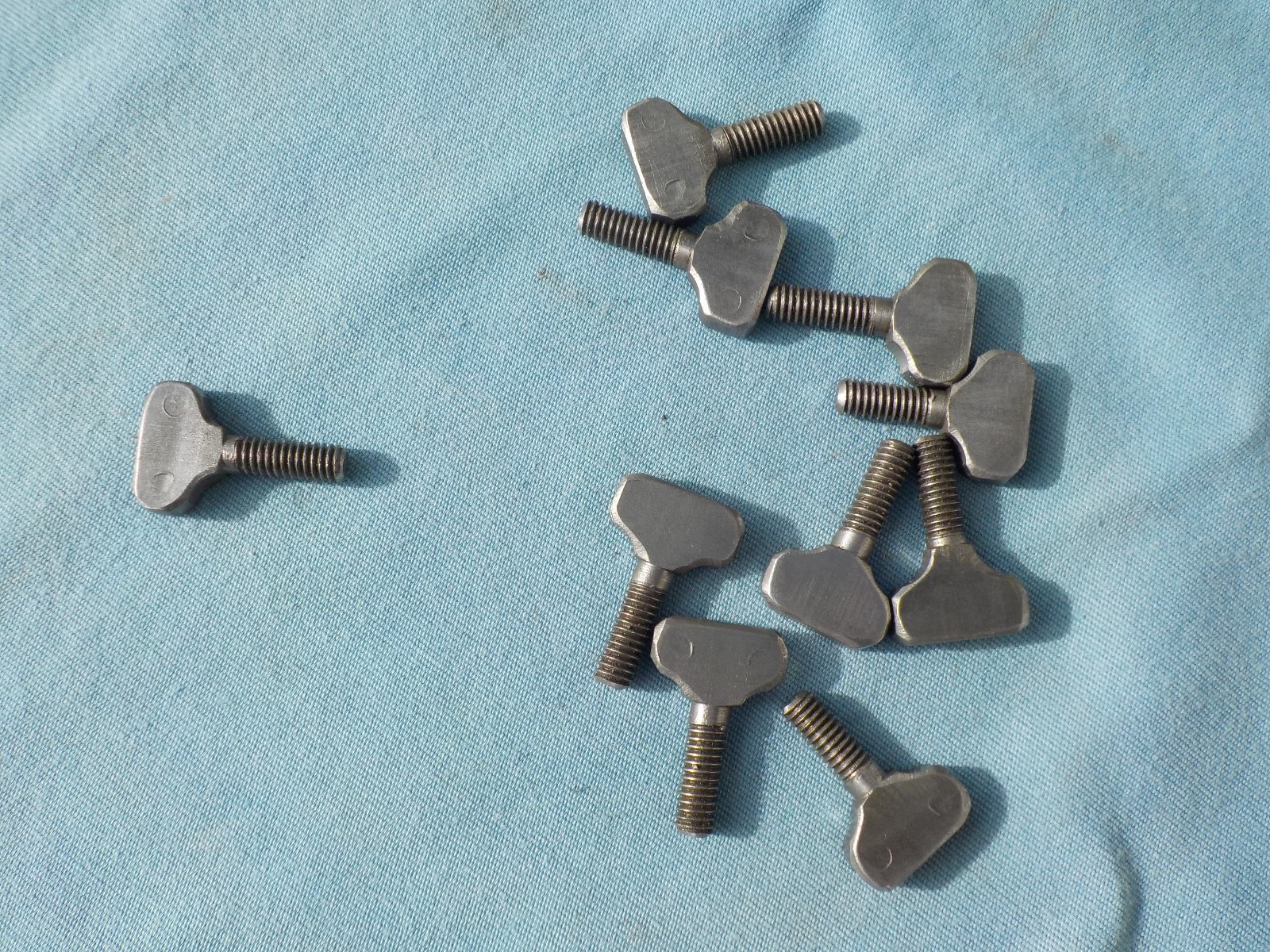 THUMB SCREW - 10-28 THREADS - FITS STANLEY NO. 78 FENCE