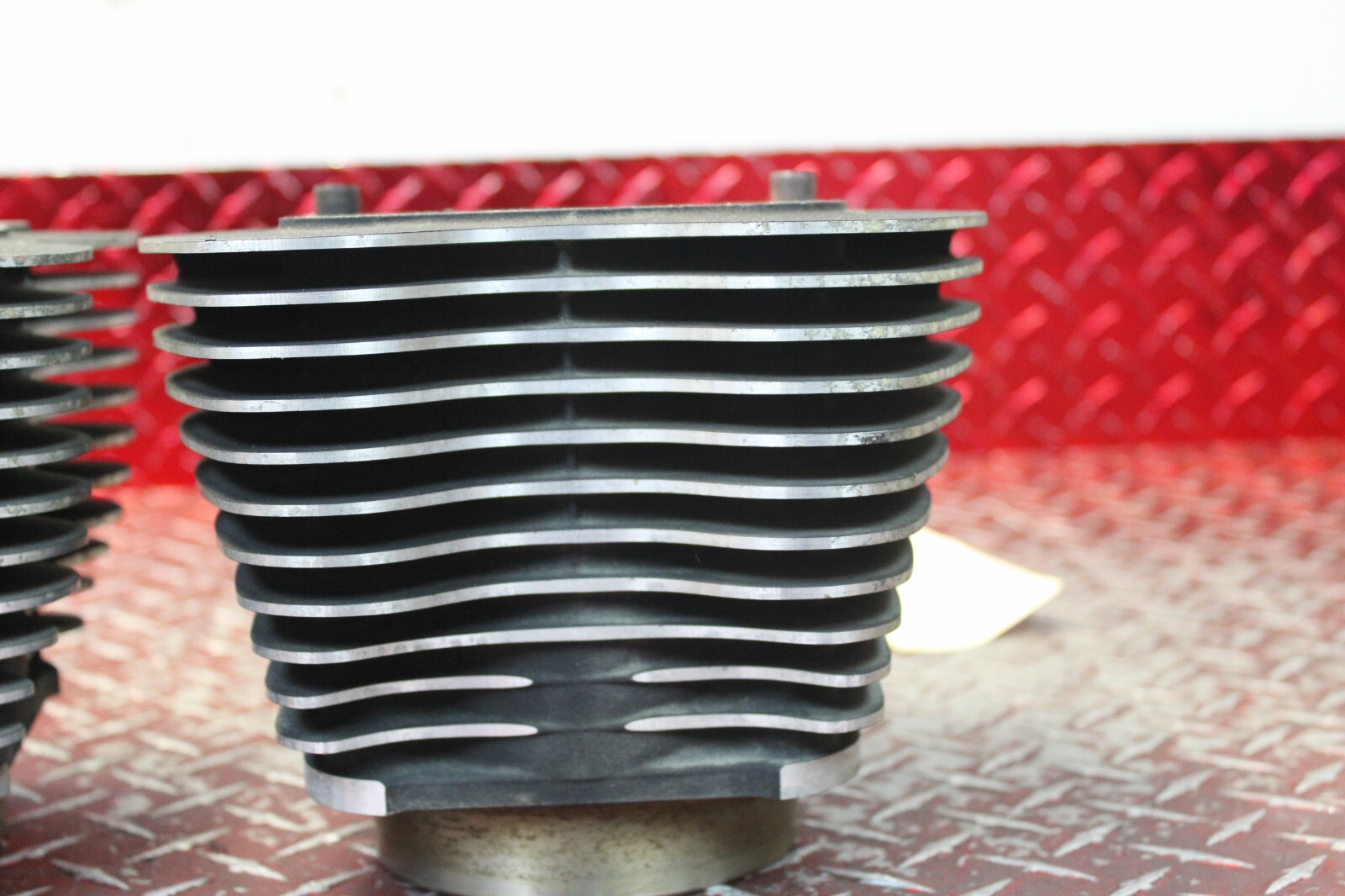 2007 HARLEY DAVIDSON HERIATGE SOFTAIL 96 OEM STOCK CYLINDER JUGS & PISTONS HST26