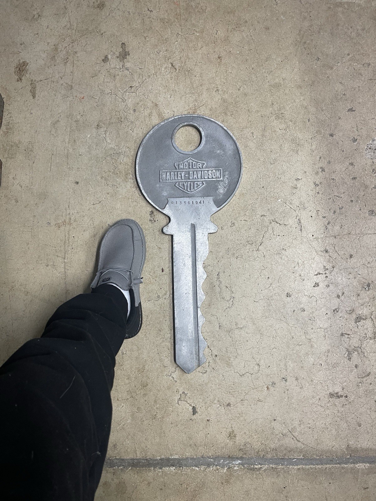 Vintage Cast Aluminum Harley Davidson/ KEIL Key Maker Die Cut Trade Sign 26”