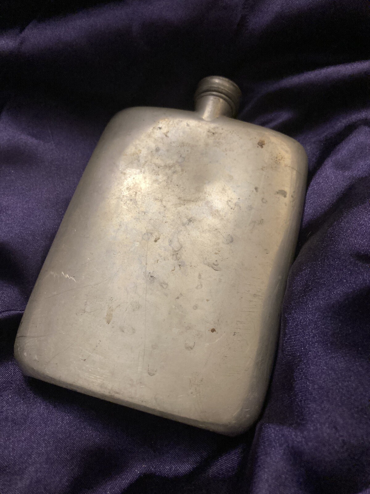 VINTAGE BROOKS BROTHERS ENGLAND EST. 1818 8 OUNCE SILVER METAL FLASK BOOZE DRINK