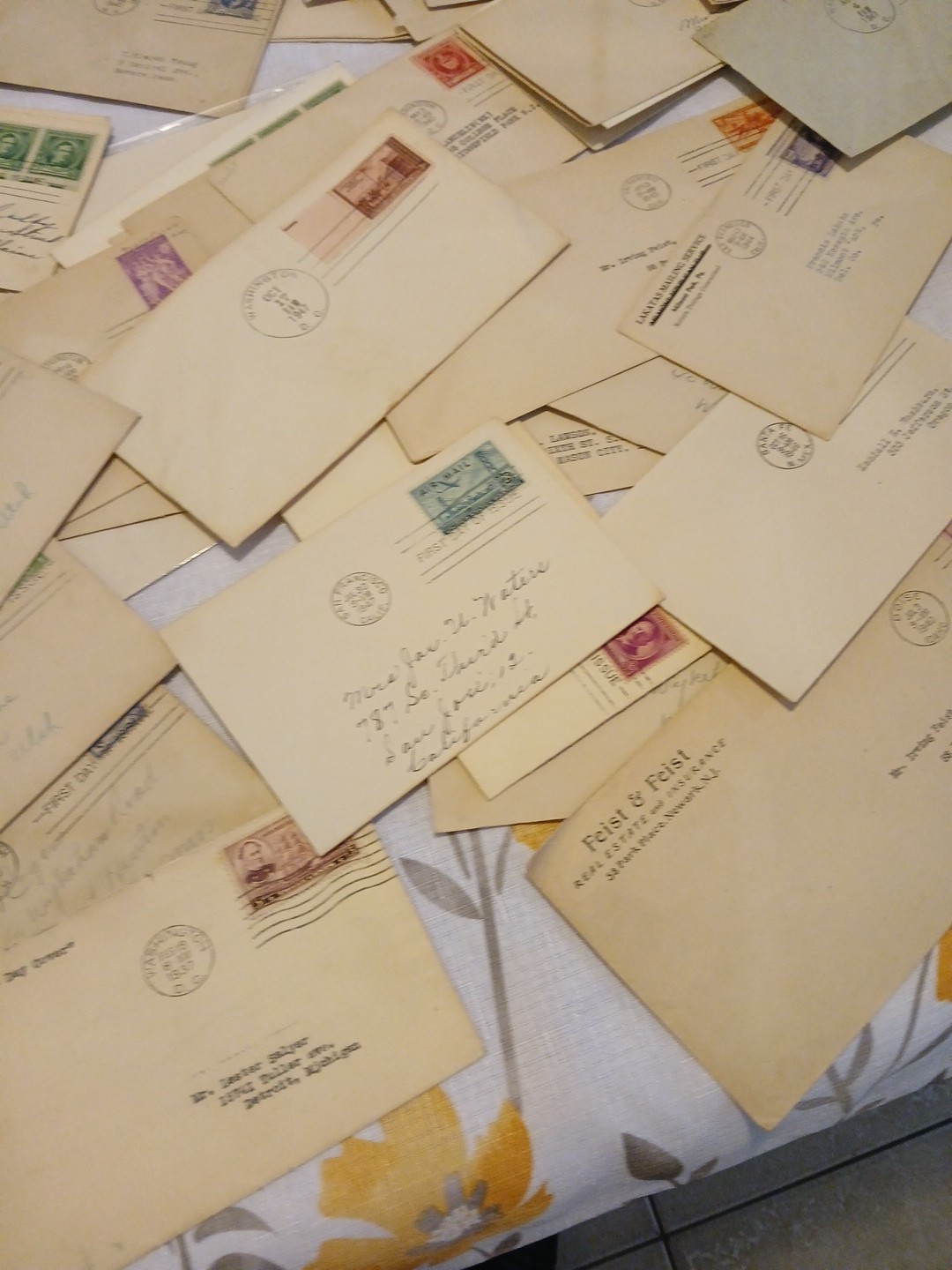 U.S.-1930's-40's-50's-60's-lot of 100 Early Postal Covers Random Pull FDC Estate