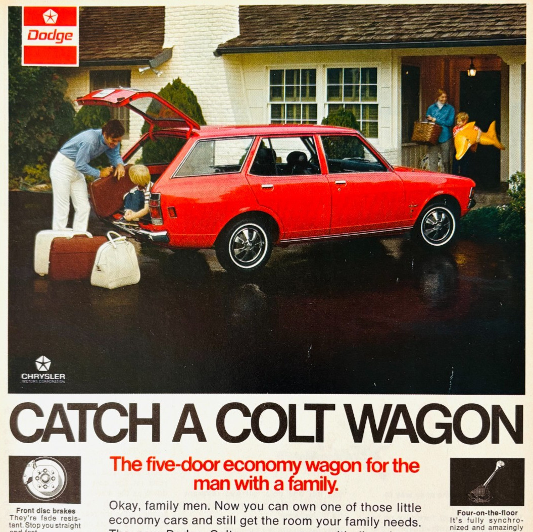 1972 Dodge Colt Station Wagon Advertisement Vintage Automobile 5 Door DWW10E