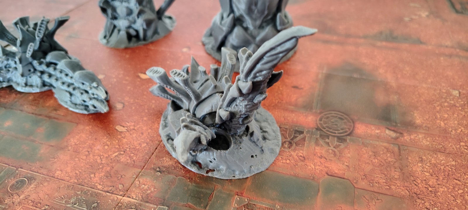 Tabletop Terrain - Large Bulk Alien Lot - for Warhammer 40K/Kill Team 8 Pieces