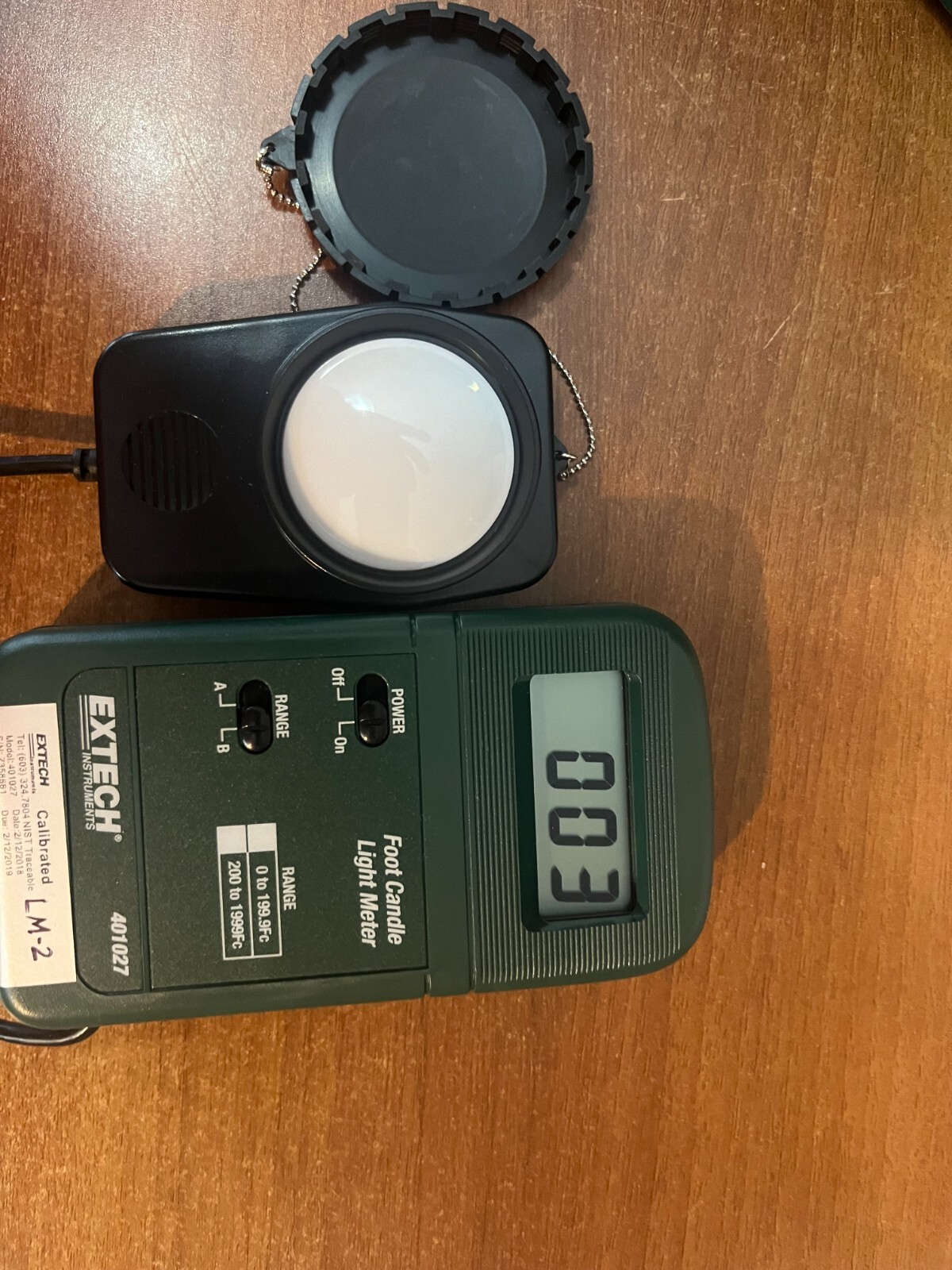 EXTECH Instruments 401027 light meter