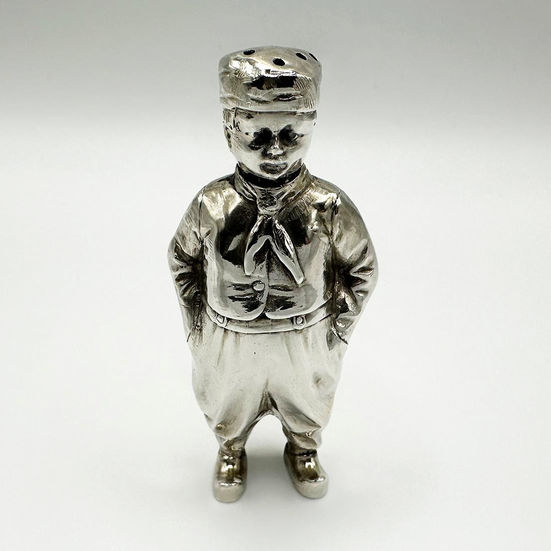 ANTIQUE NOVELTY DUTCH BOY PEPPERPOT STERLING SILVER LONDON 1924 BERTHOLD MULLER