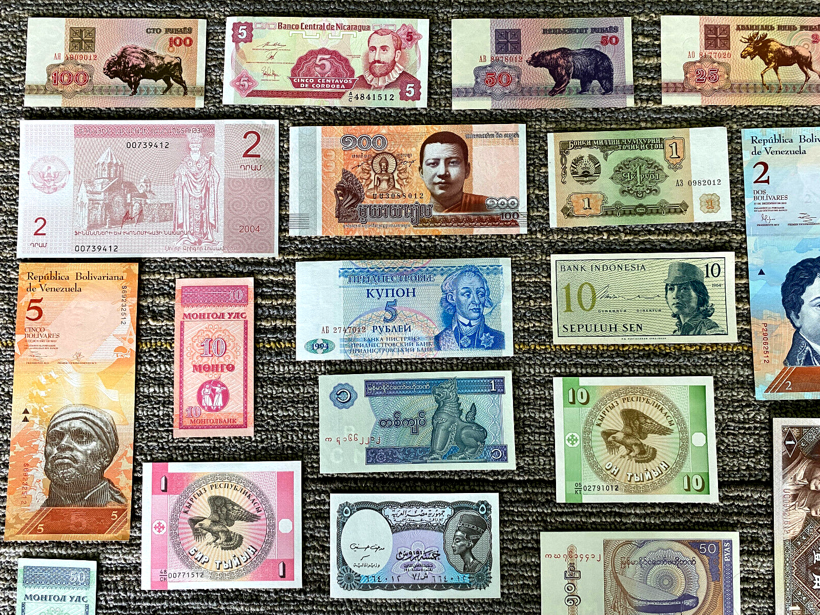 30 DIFFERENT Banknotes UNC Crisp Currency Foreign World Paper Money