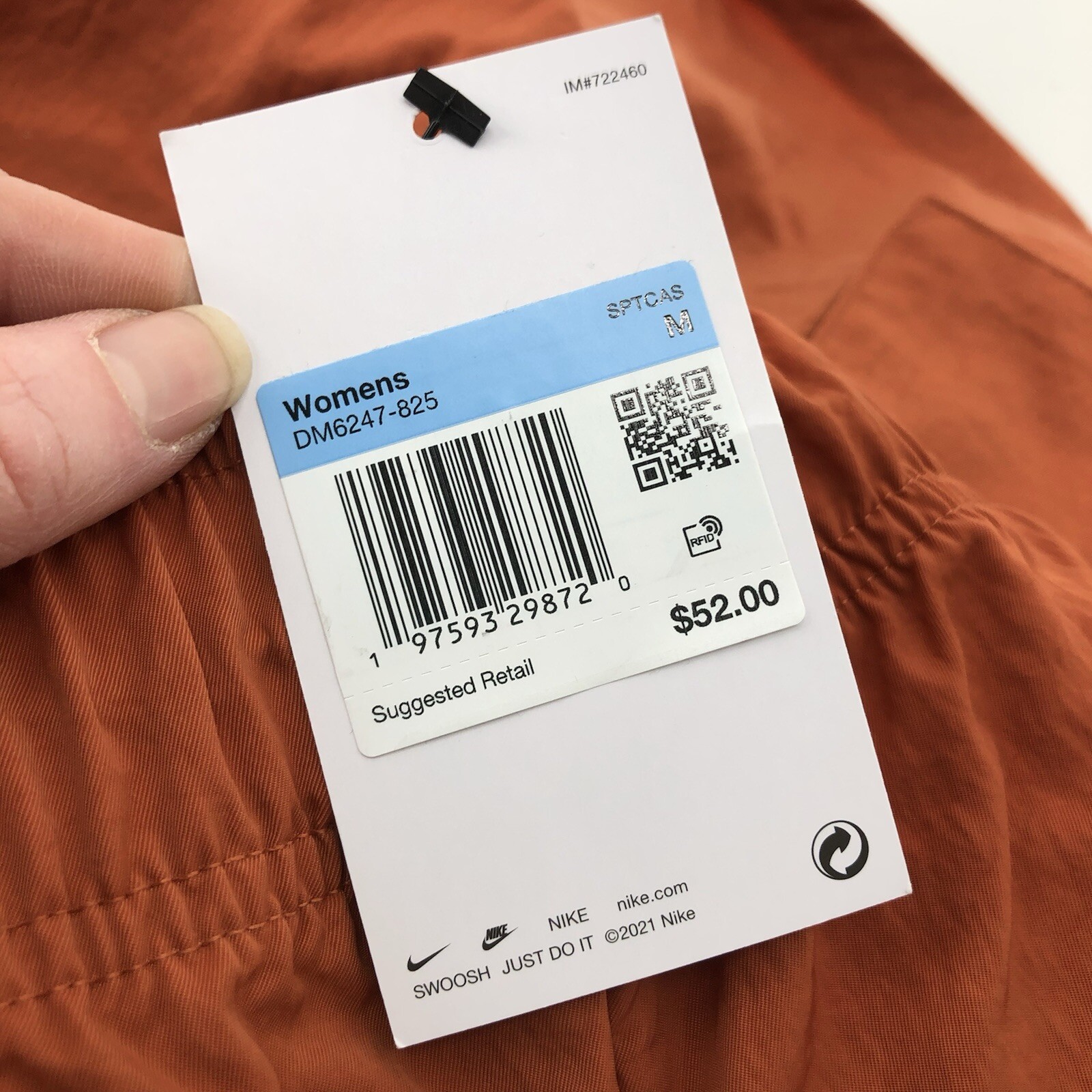 Nike Womens Woven High Rise Burnt Sunrise Orange Cargo Shorts DM6247-825 Size M