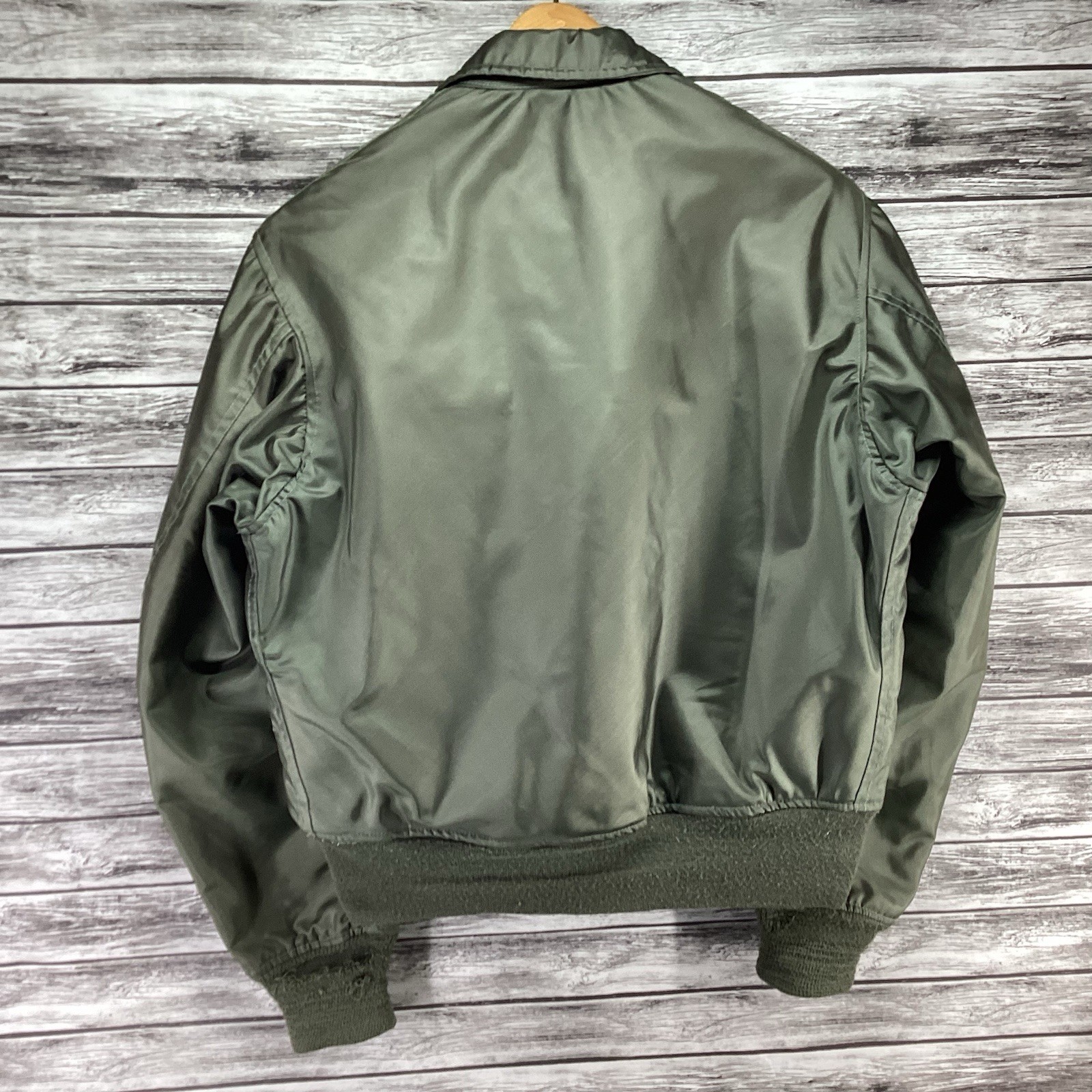 Vintage Flyers CWU-36/P Jacket Mens Medium Green MIL-J-83382C USAF Flight Bomber