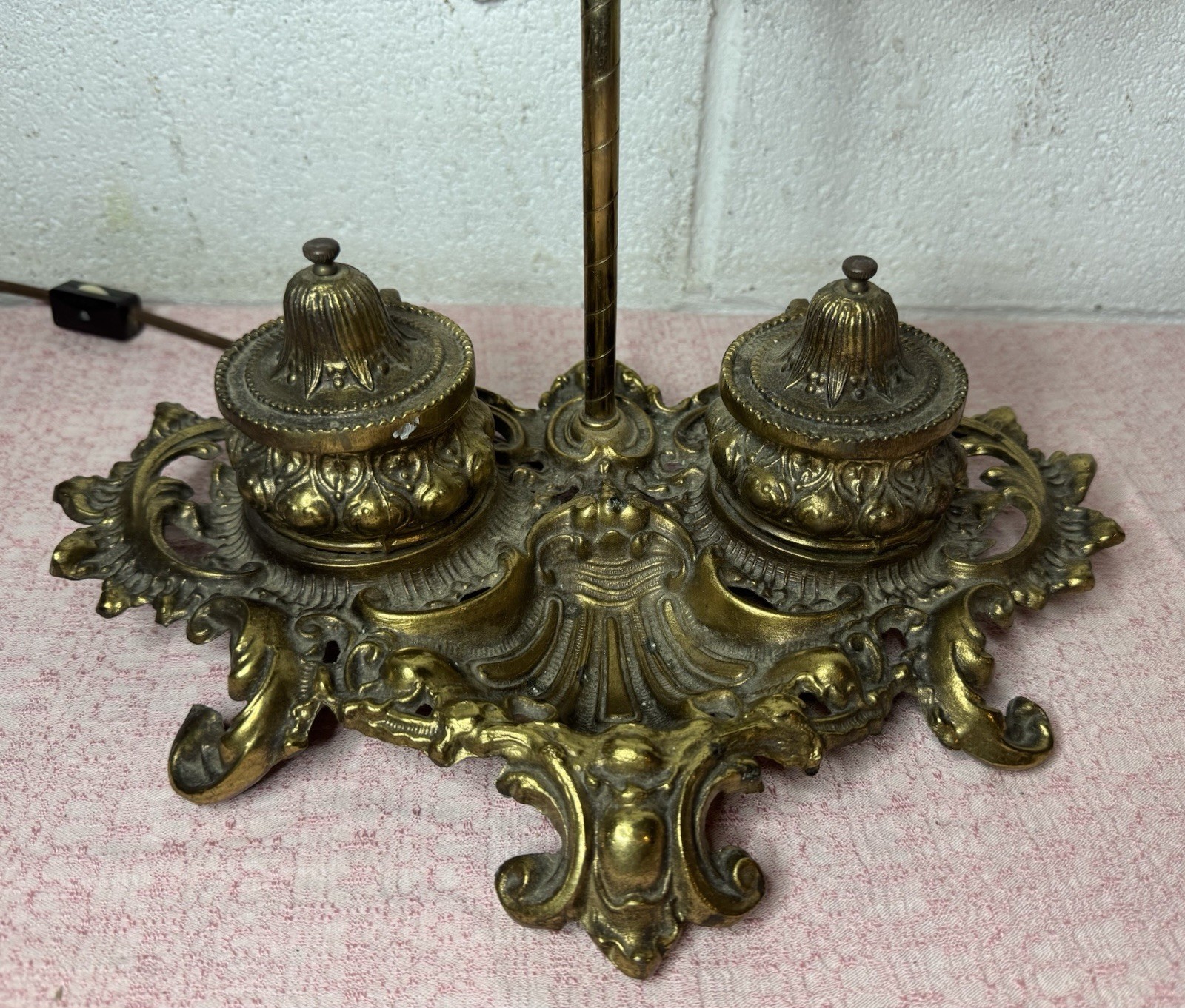 Antique Vintage Desk Light Lamp Double Ink Well Brass Victorian Art Nouveau
