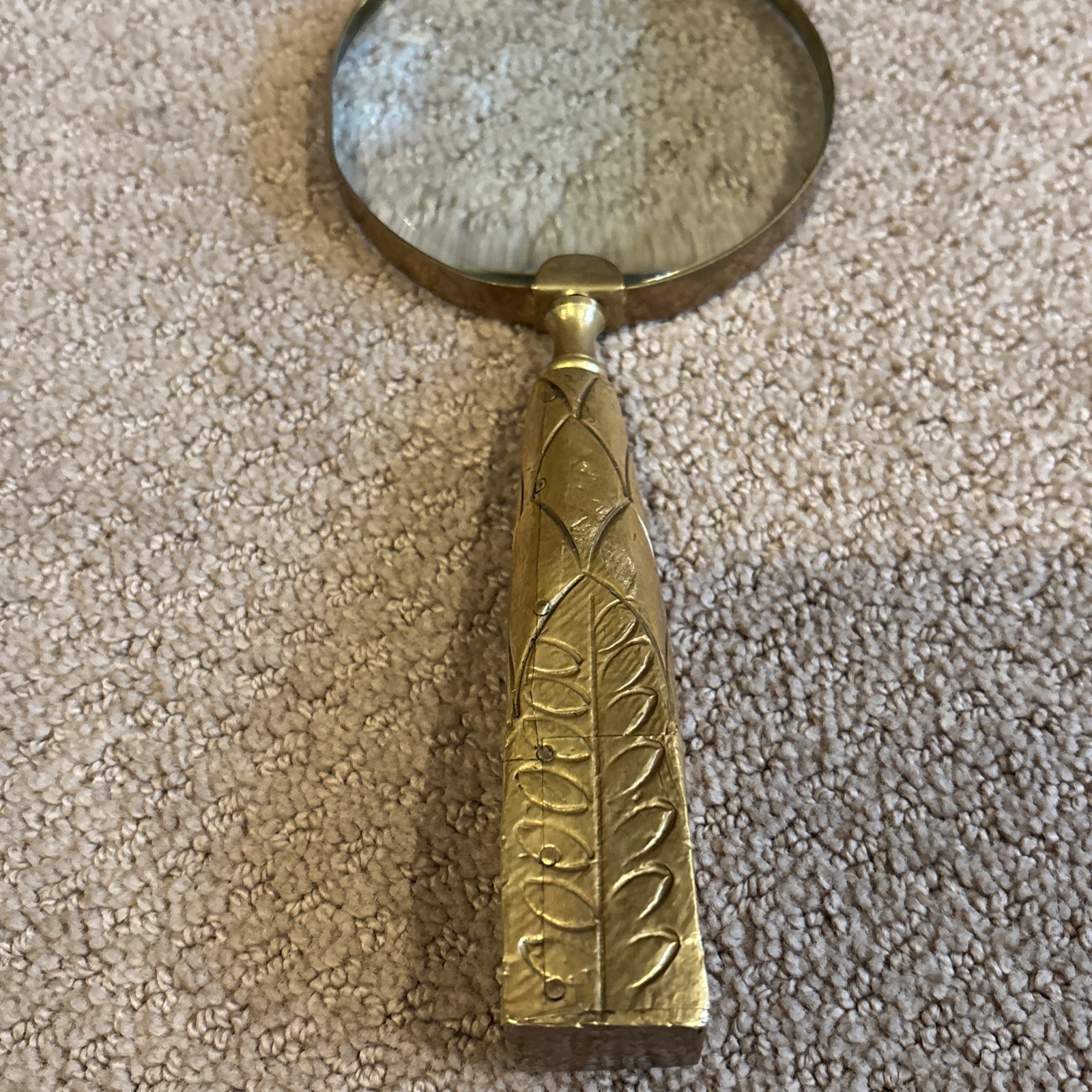 Vintage Handheld Brass Magnifying Glass 5 Inch Lens Gorgeous