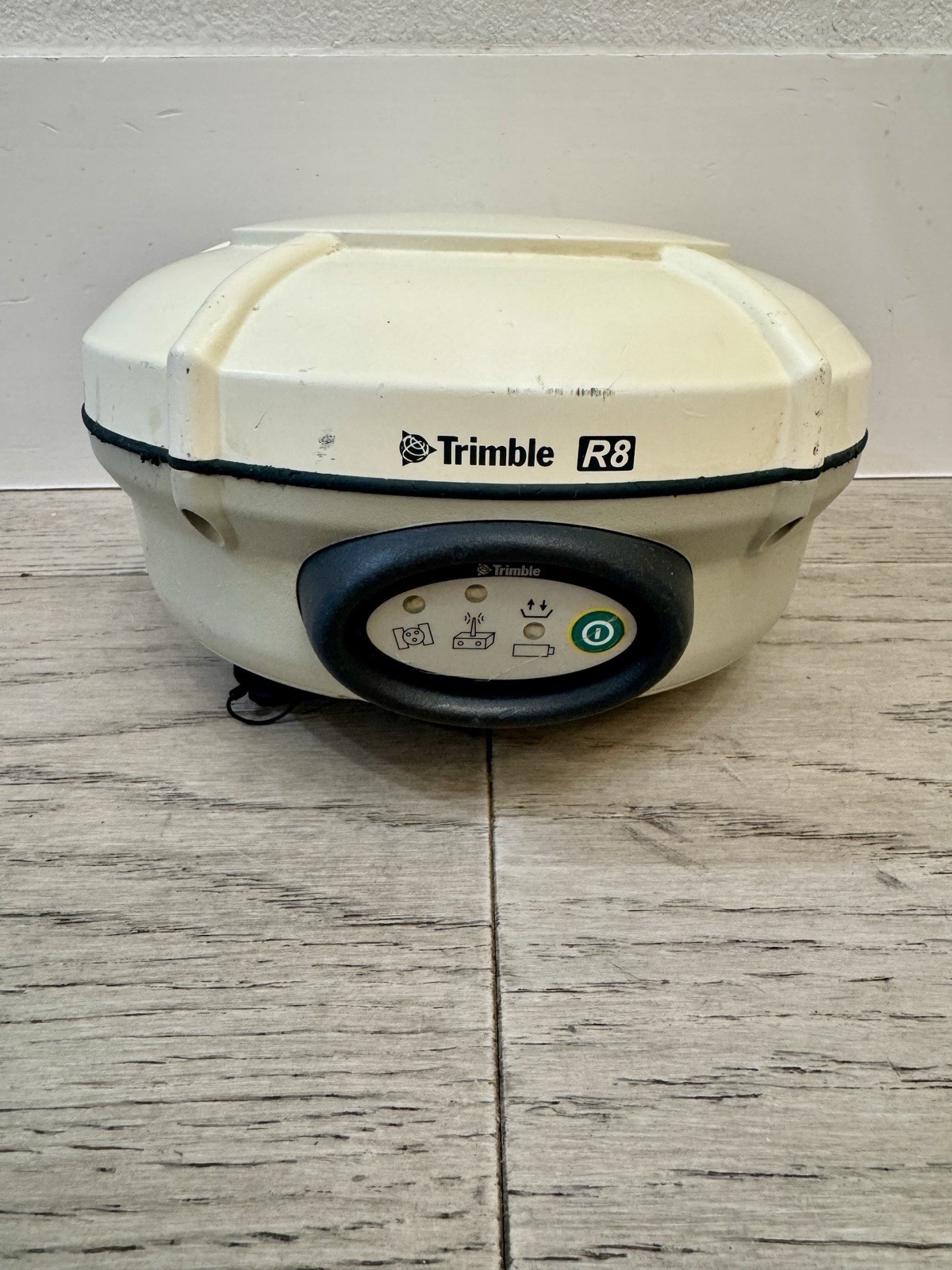 Trimble R8 Model 3 GPS GNSS UHF Base or Rover - TSC3 w/ Access 2017.24