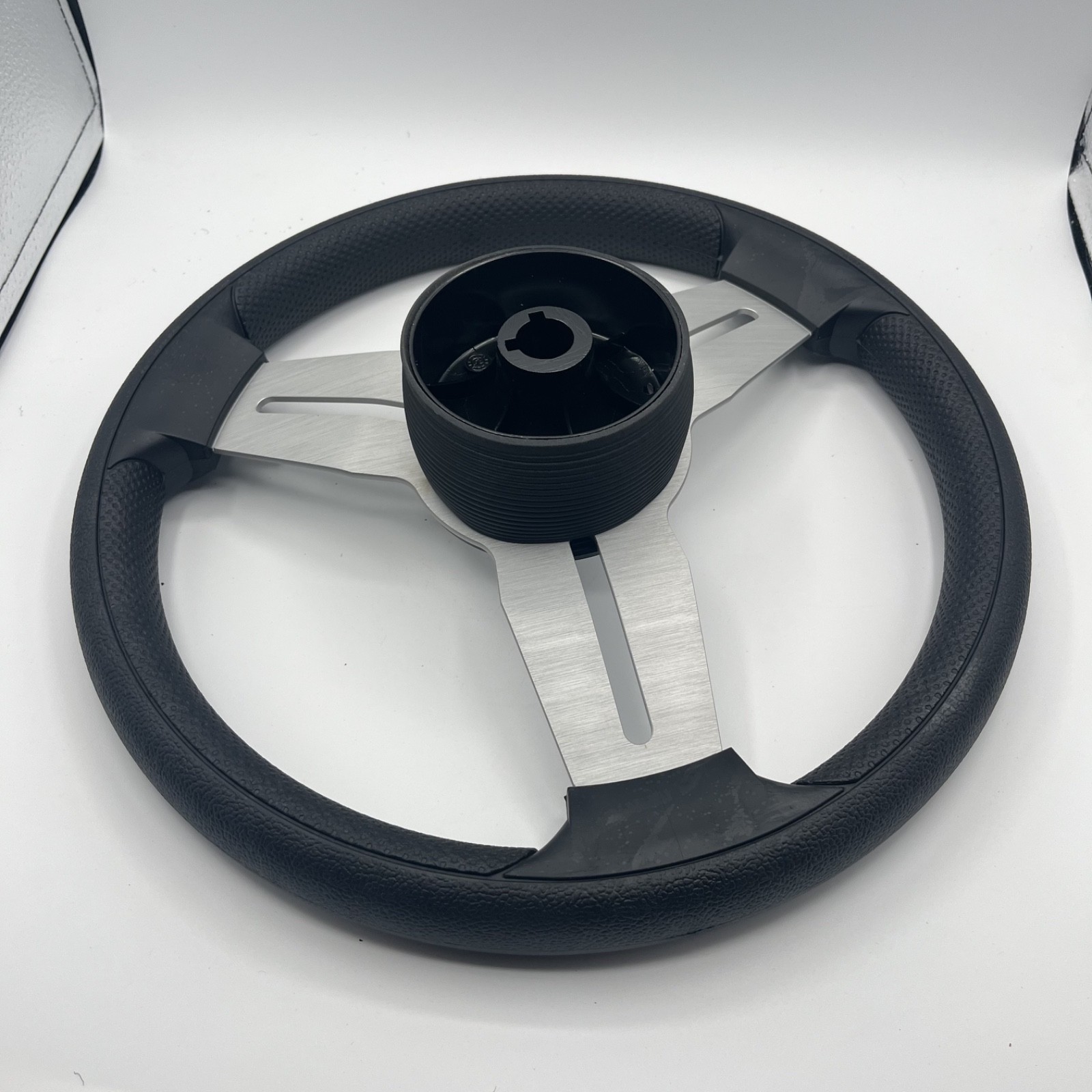 Model 15 Marine Steering Wheel Brush Alum Spokes | Sea Ray Boats Logo | KEYED