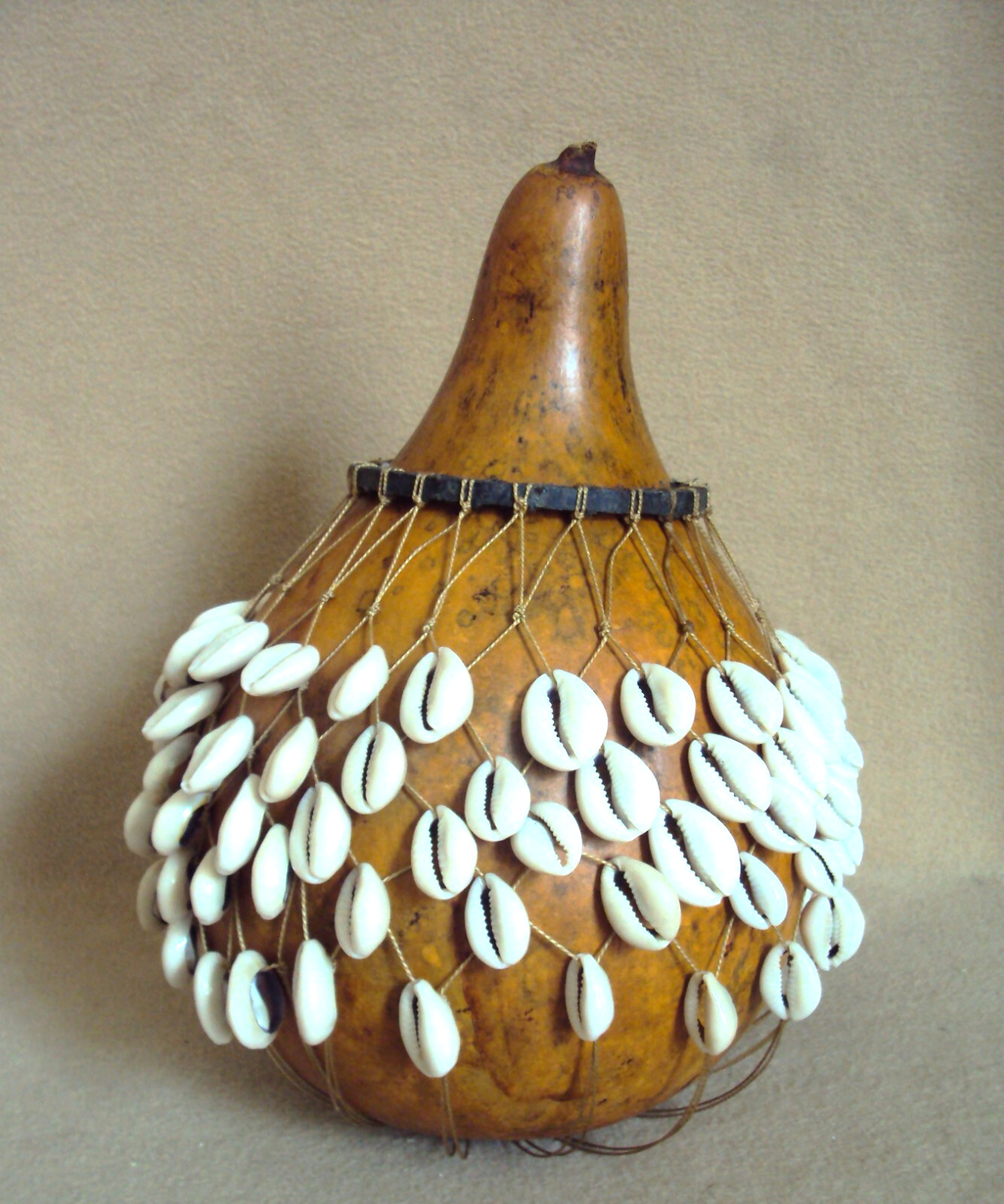 VINTAGE AFRICAN CALABASH WITH COWRIE INSTRUMENT Gourd Carving!!