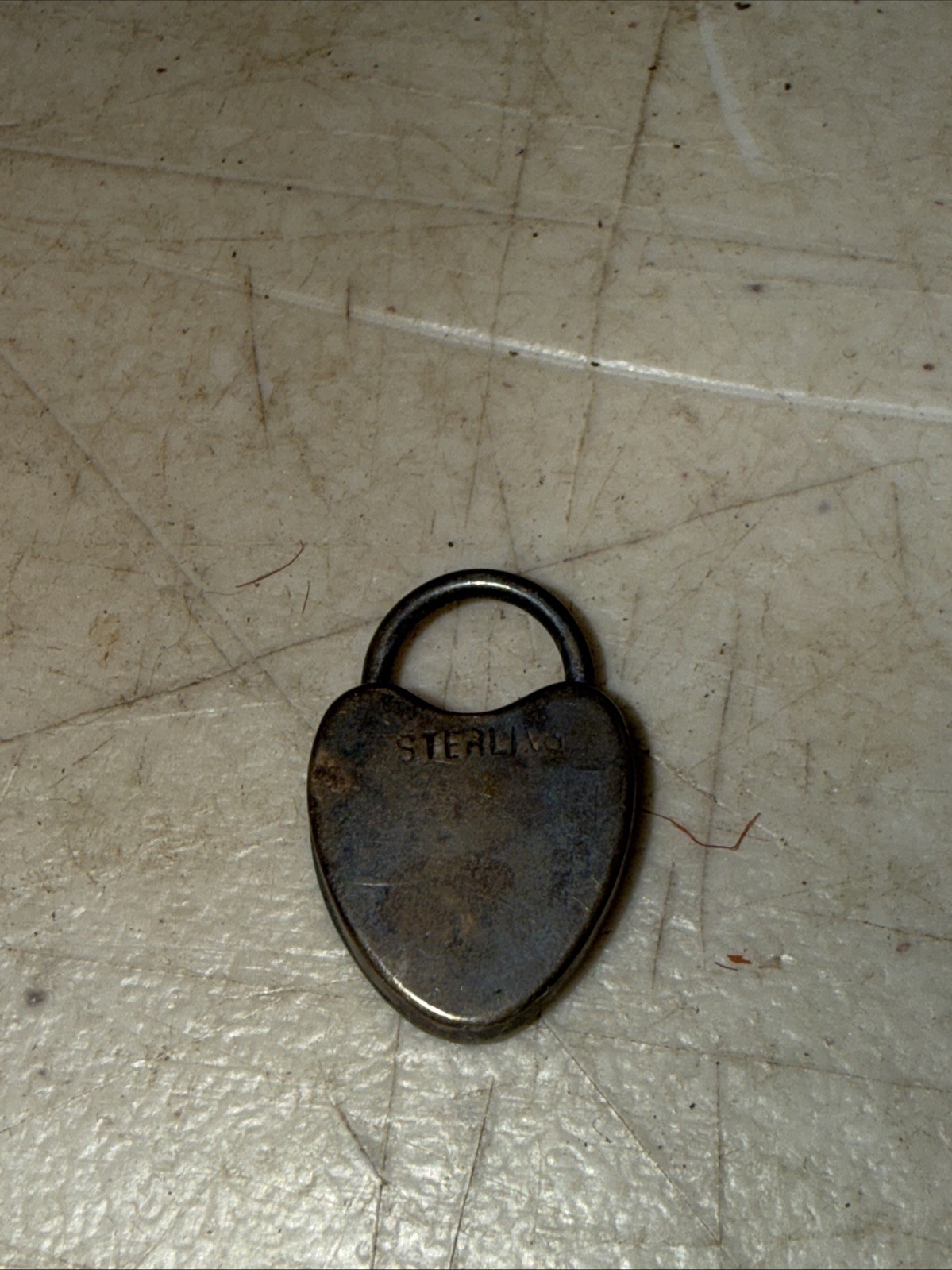 Victorian STERLING SILVER Repousse Puffy Heart Padlock Missing Key