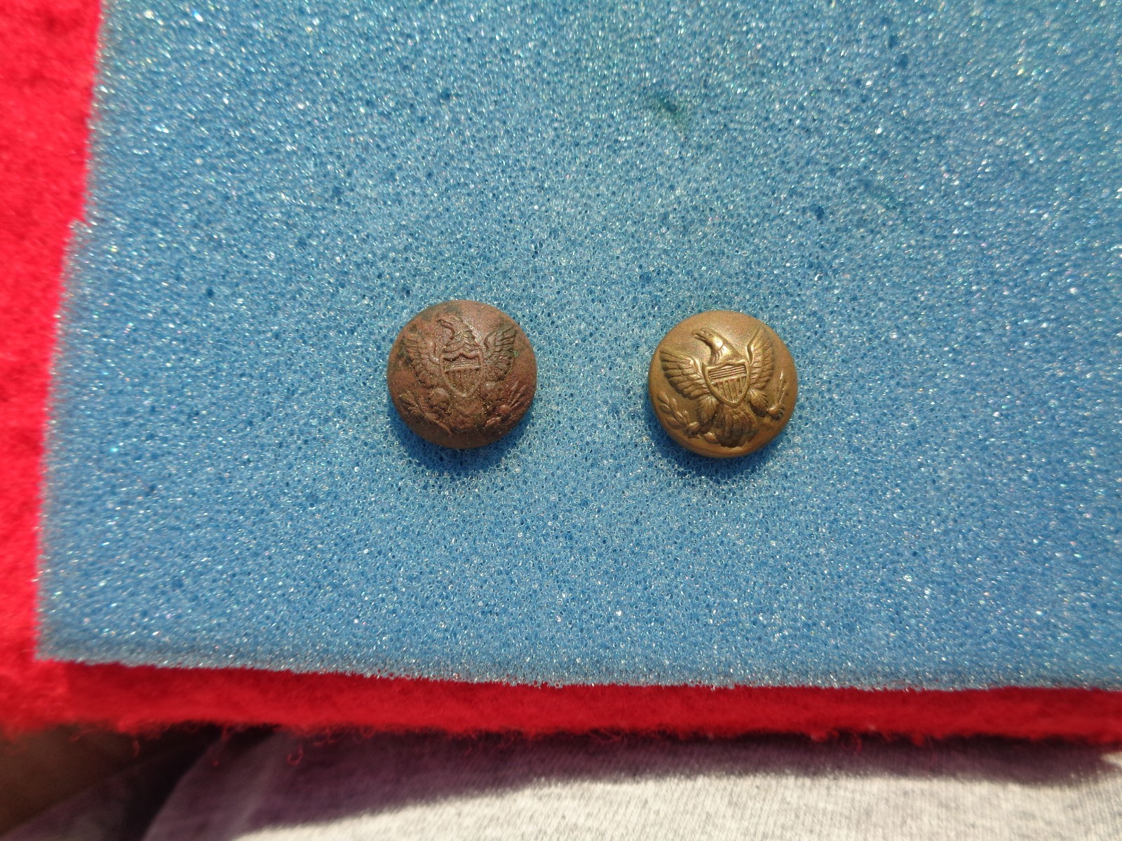 2 Civil War Eagle General Service Cuff Buttons Dug & Non-Dug Charleston, SC.