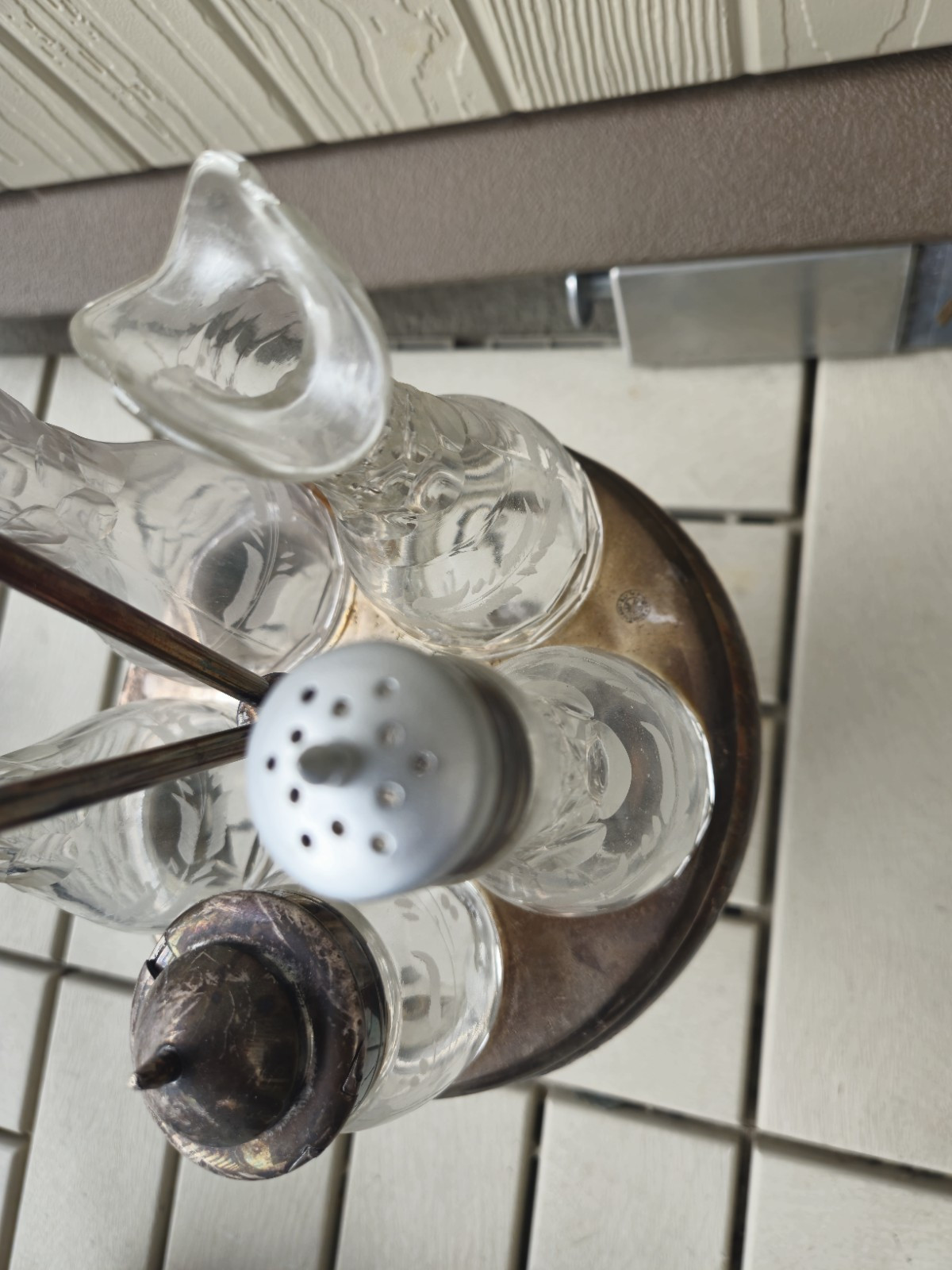 Antique Meriden Silverplate Condiment Cruet Set 5 Bottles Victorian