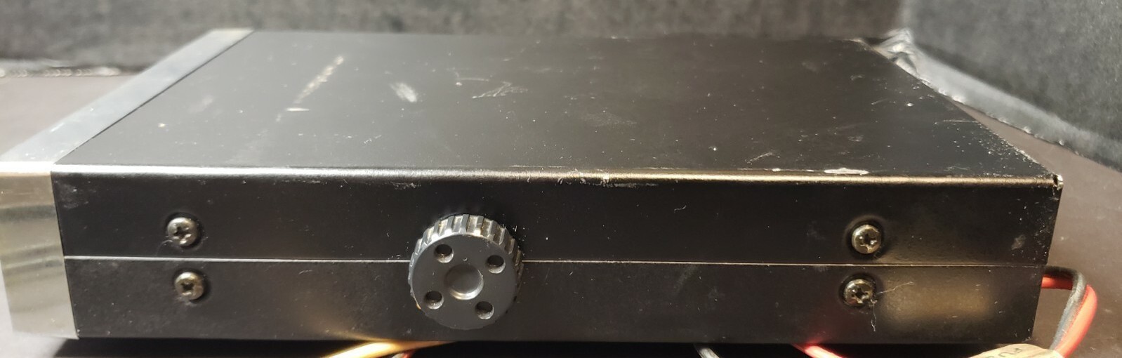 Vintage Realistic Mini-40 CB Transceiver Radio