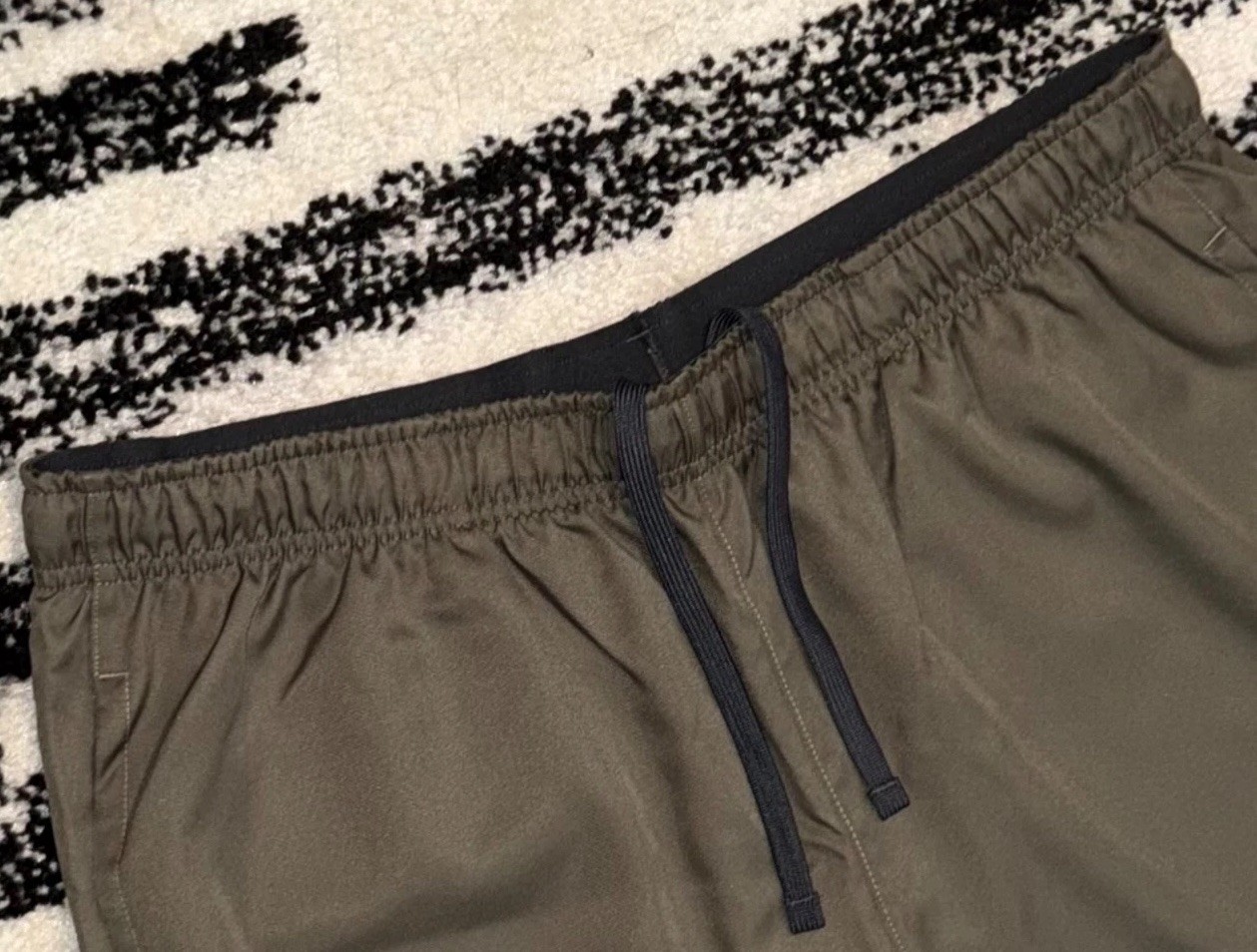 Nike Vanderbilt Commodores Vandy Boys Baseball Olive Team Issue Shorts Men’s XL