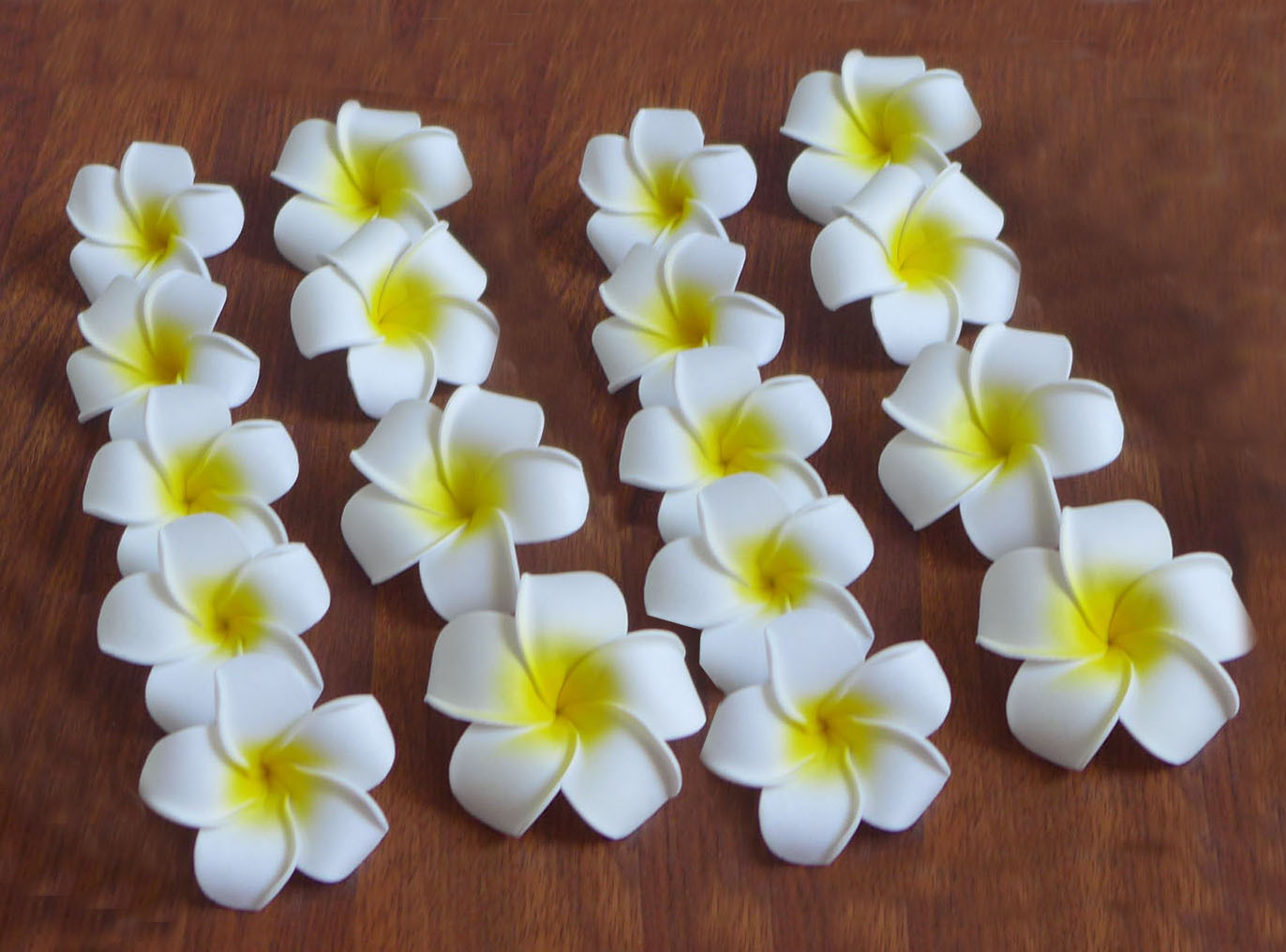 50 Pieces Artificial Foam Flowers Yellow Plumeria Home Wedding Decoration