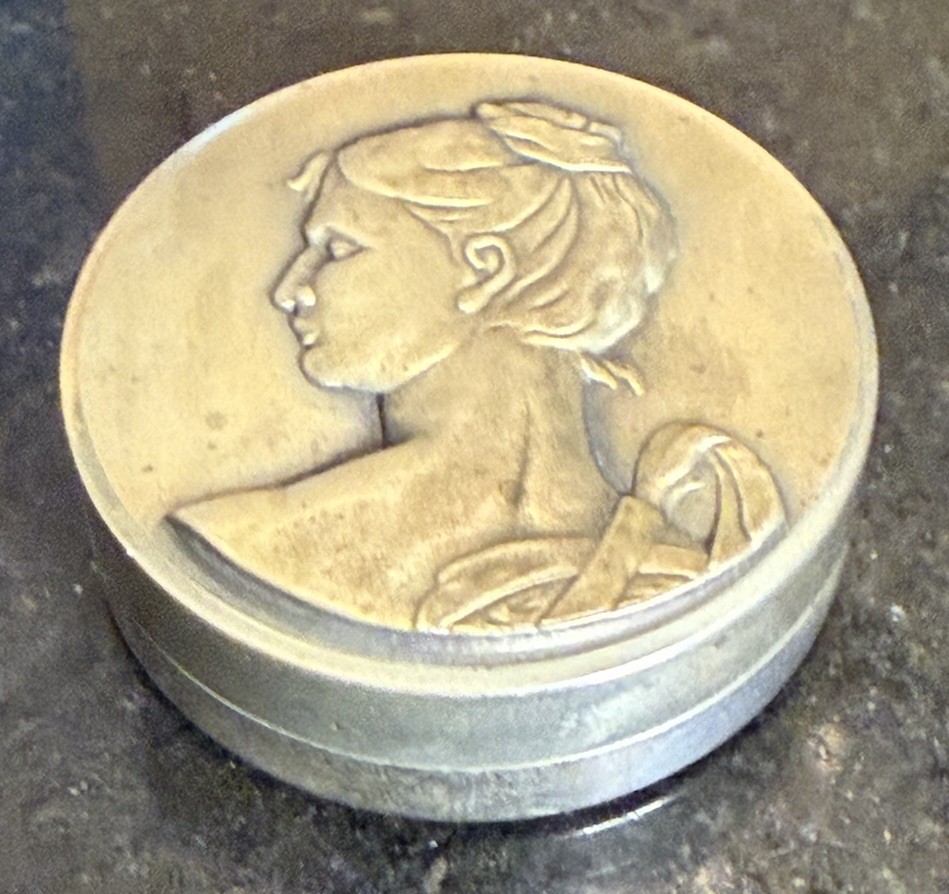Art Nouveau 925 Sterling Cameo Pill Box