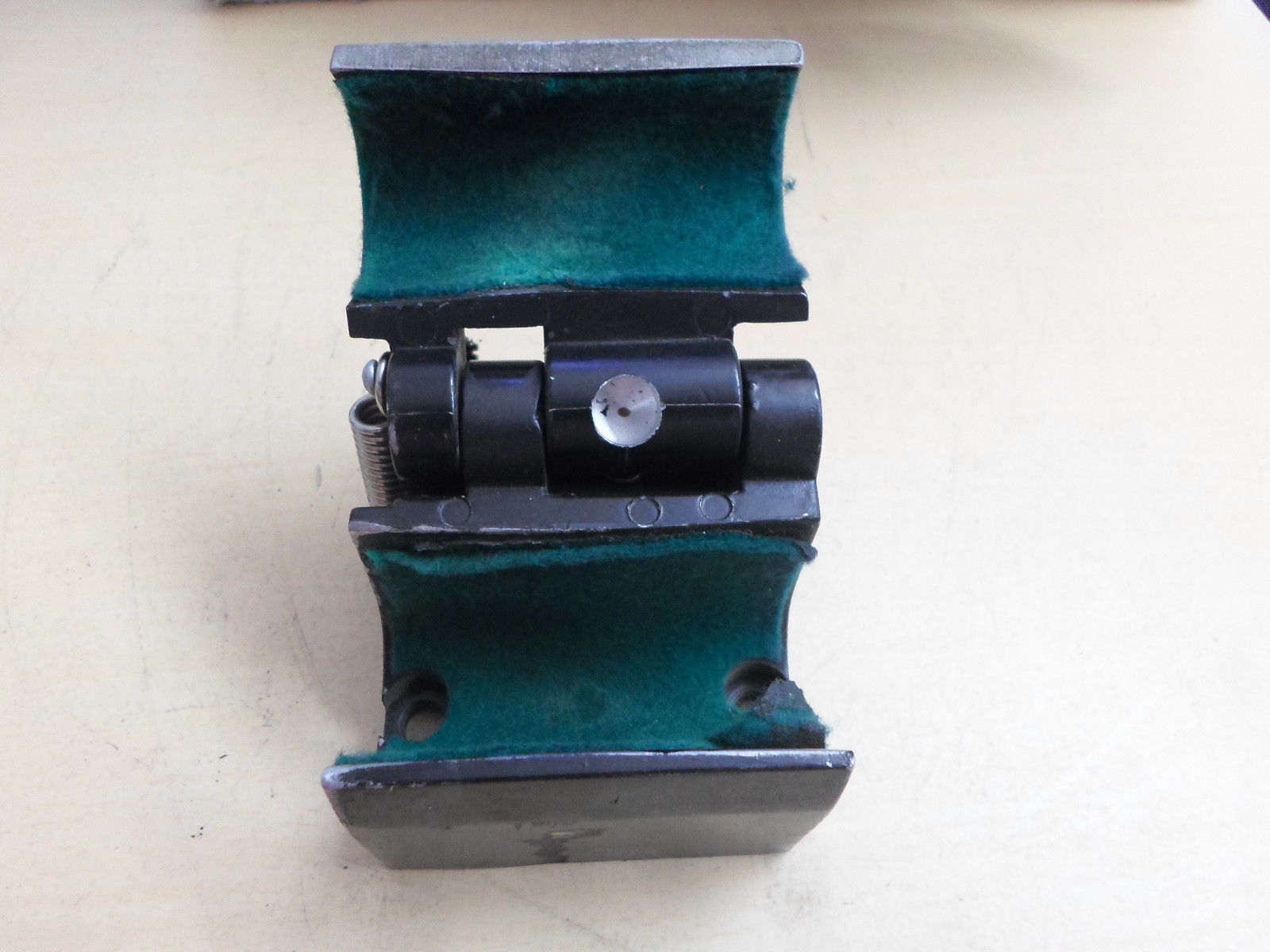 Santa Cruz Shotgun Medium Gun Lock WITH KEY INCLUDED!!!!!! SC-1, 12V