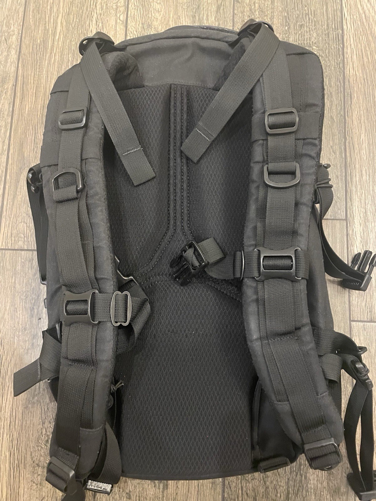 Triple Aught Design FAST Pack Litespeed – Armory Edition Black Waxed Canvas