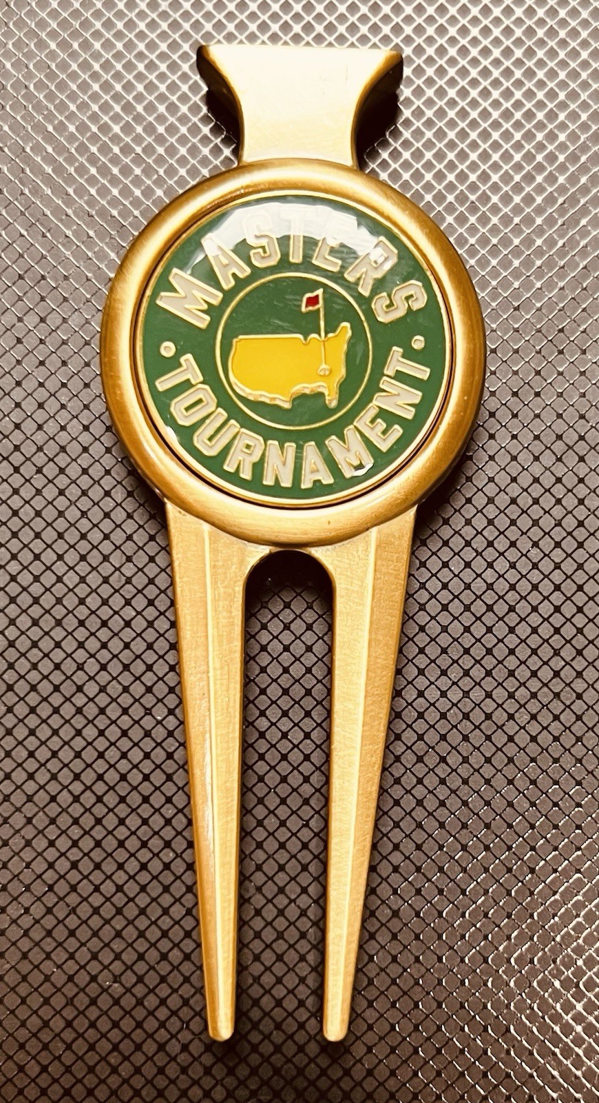 2024 Augusta Masters Magnetic Divot Tool that comes with a Green Ball Marker