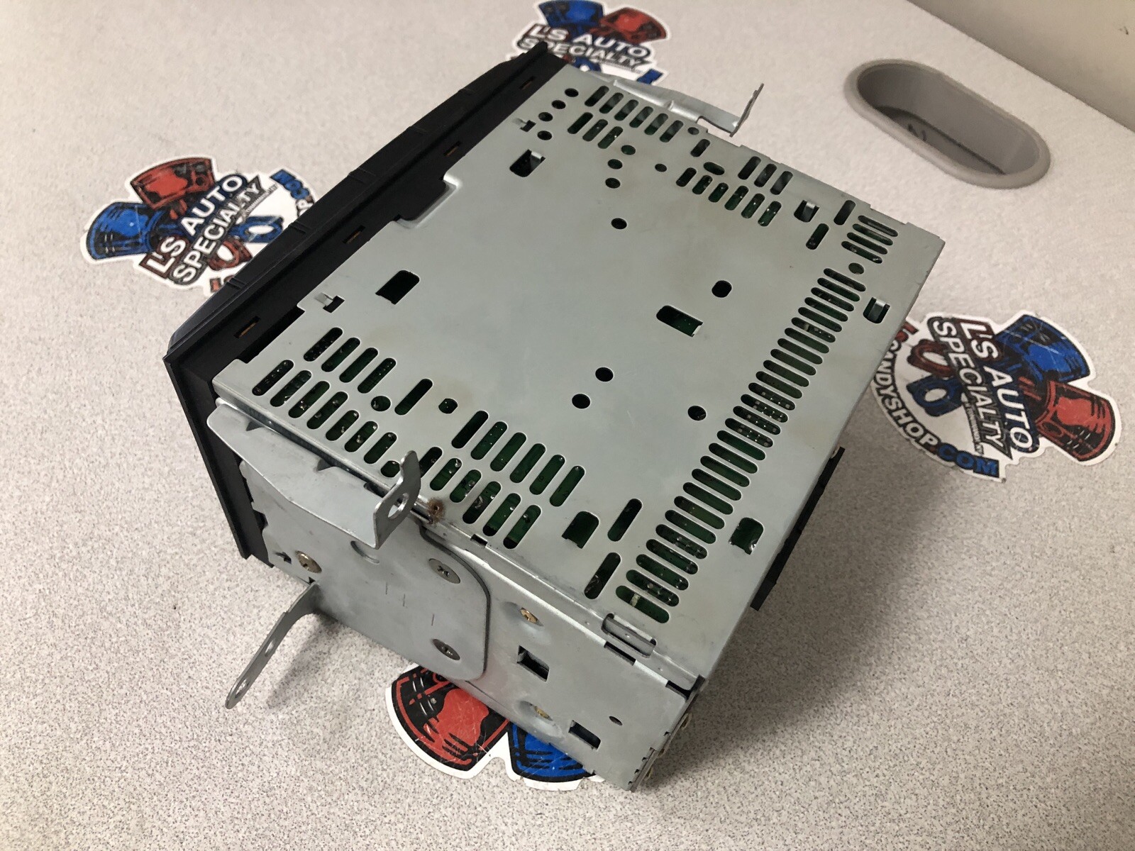 2000-2004 Nissan Pathfinder INFINITI G20 Audio Equipment Radio Receiver OEM ST47