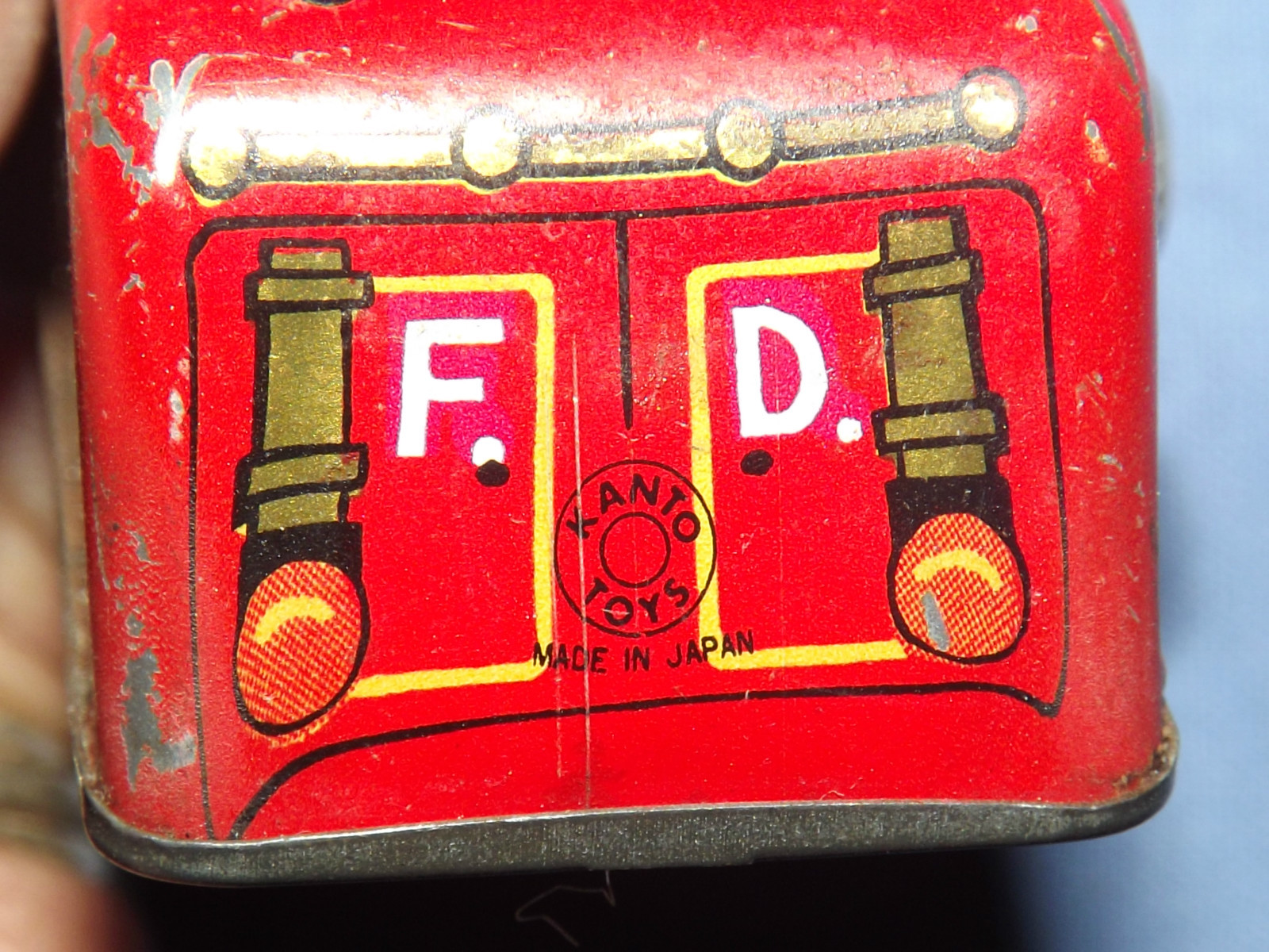 VINTAGE TOY 1960-70S KANTO TOYS MINI TIN LITHO WIND UP FIRE TRUCK