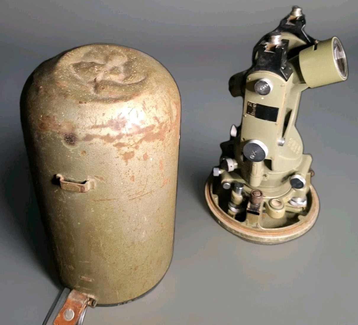 Wild Heerbrugg T1A Theodolite Survey Instrument Switzerland w/ Original Case