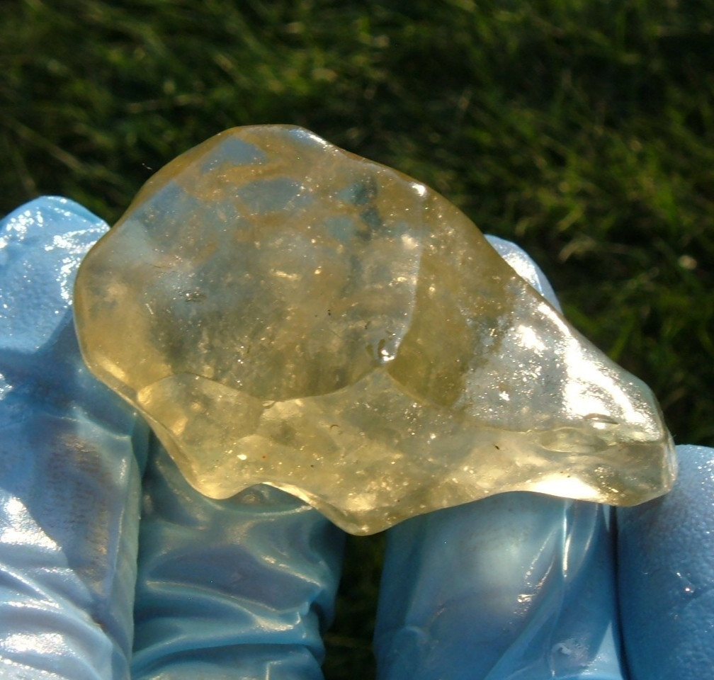 Libyan Desert Glass Meteorite Tektite impact specimen( 148 crt)Super Gem- AAAA+