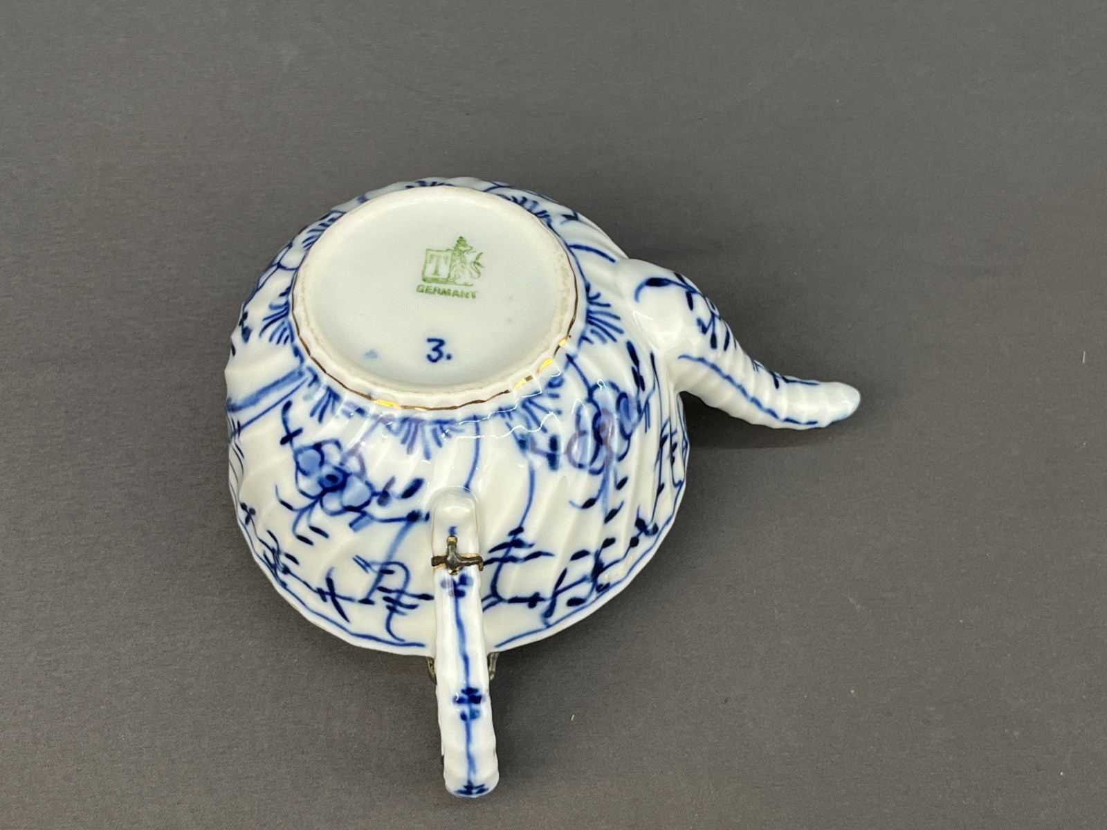 Royal Tettau BLUE ONION Invalid Feeder Pap Boat w/STAPLE REPAIR MAKE DO c. 1885